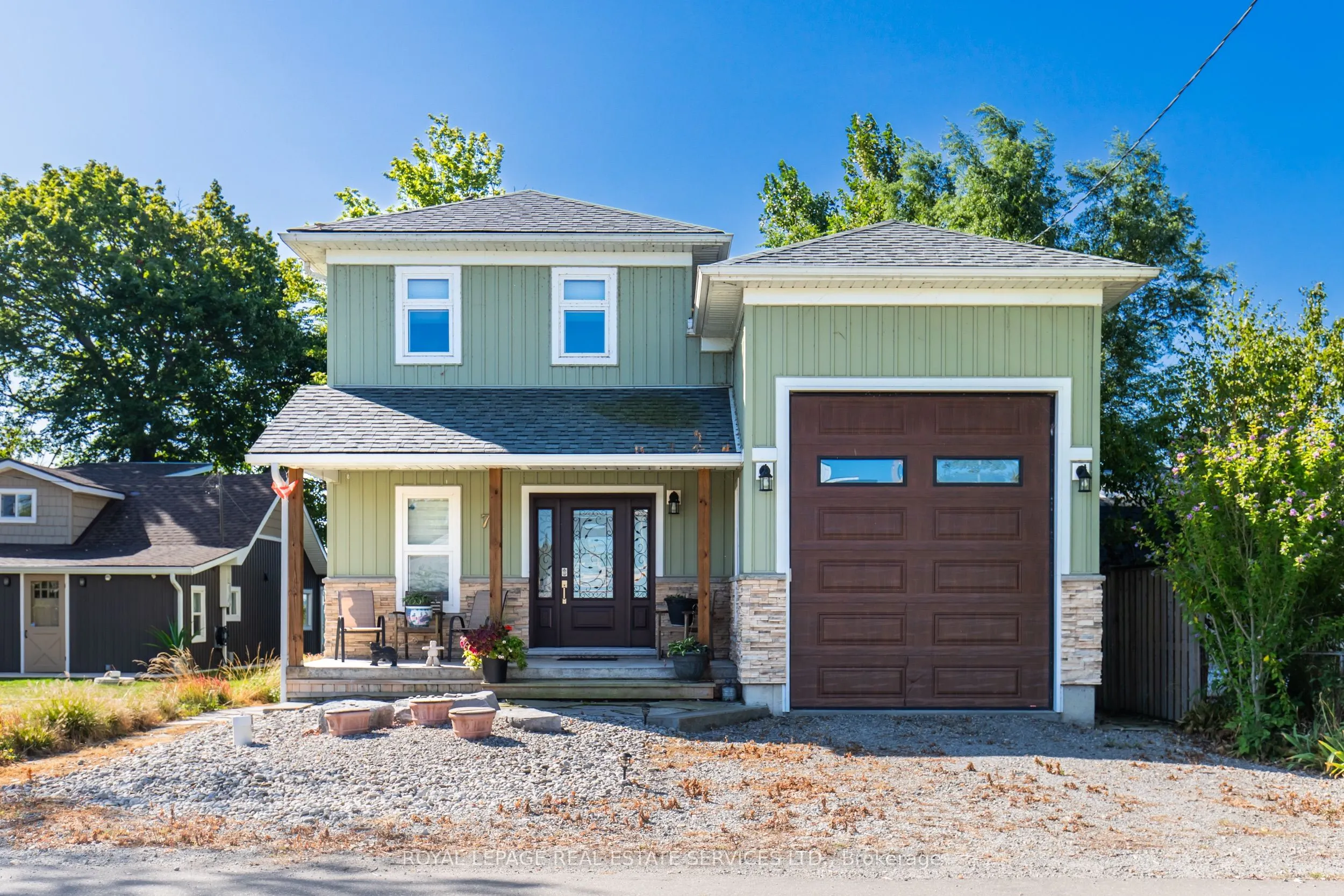 72 Lakeside Drive