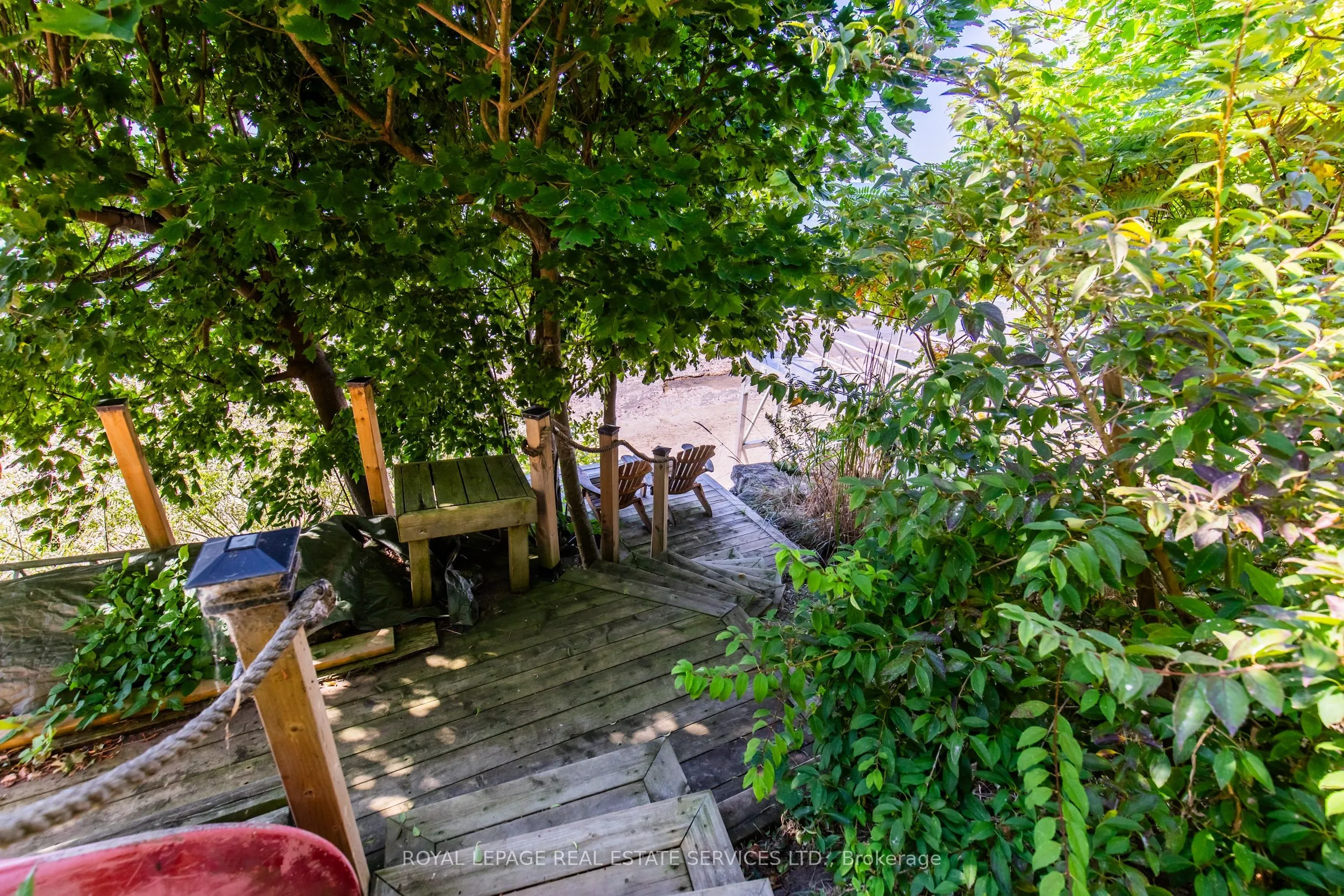 72 Lakeside Drive