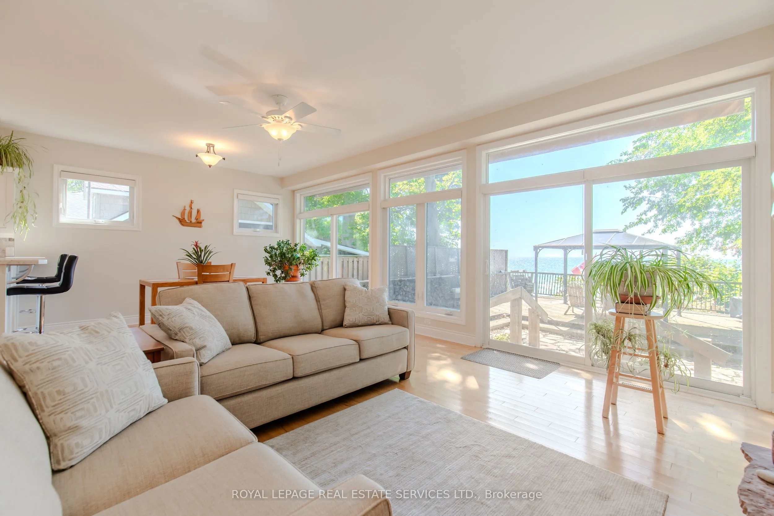 72 Lakeside Drive