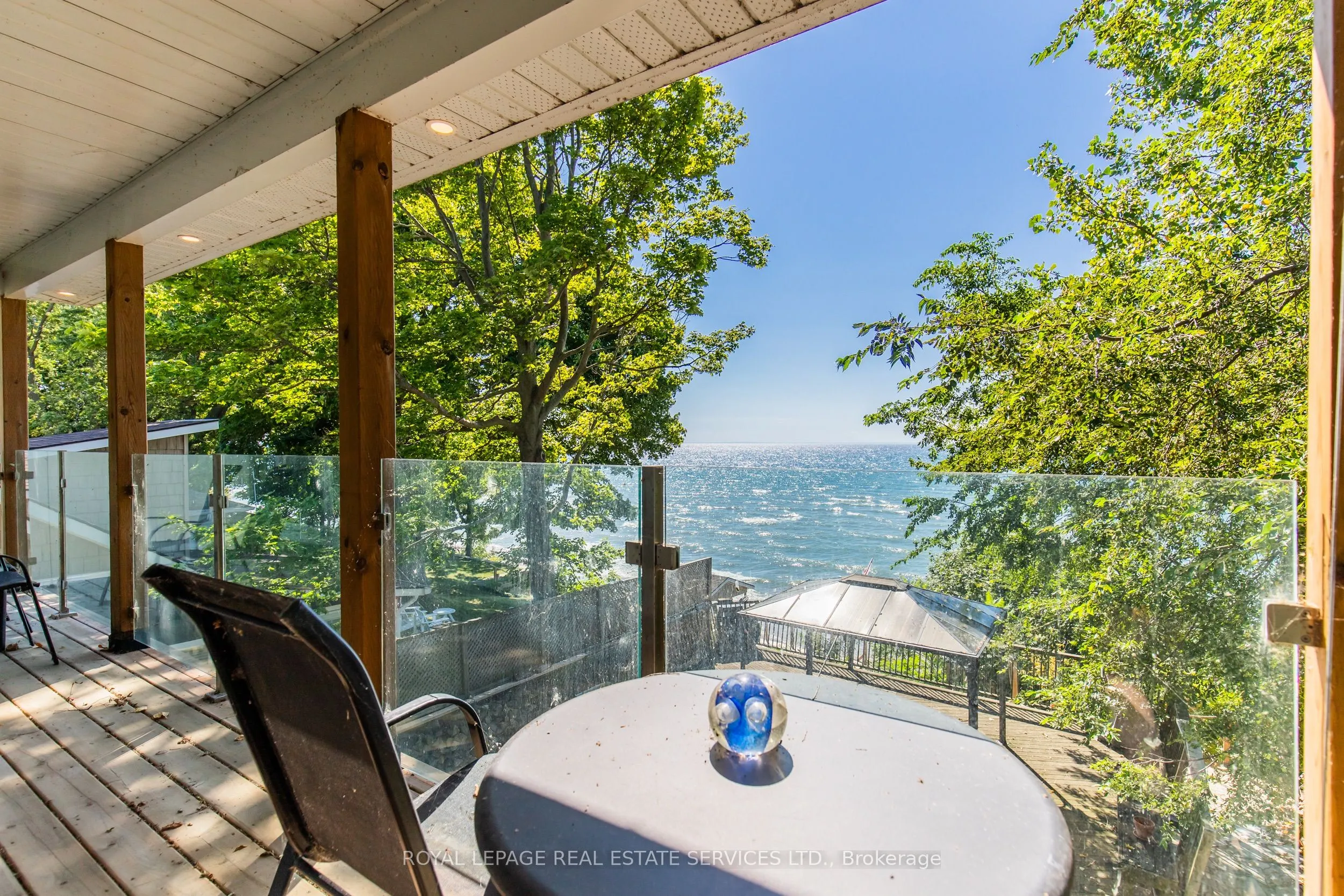 72 Lakeside Drive