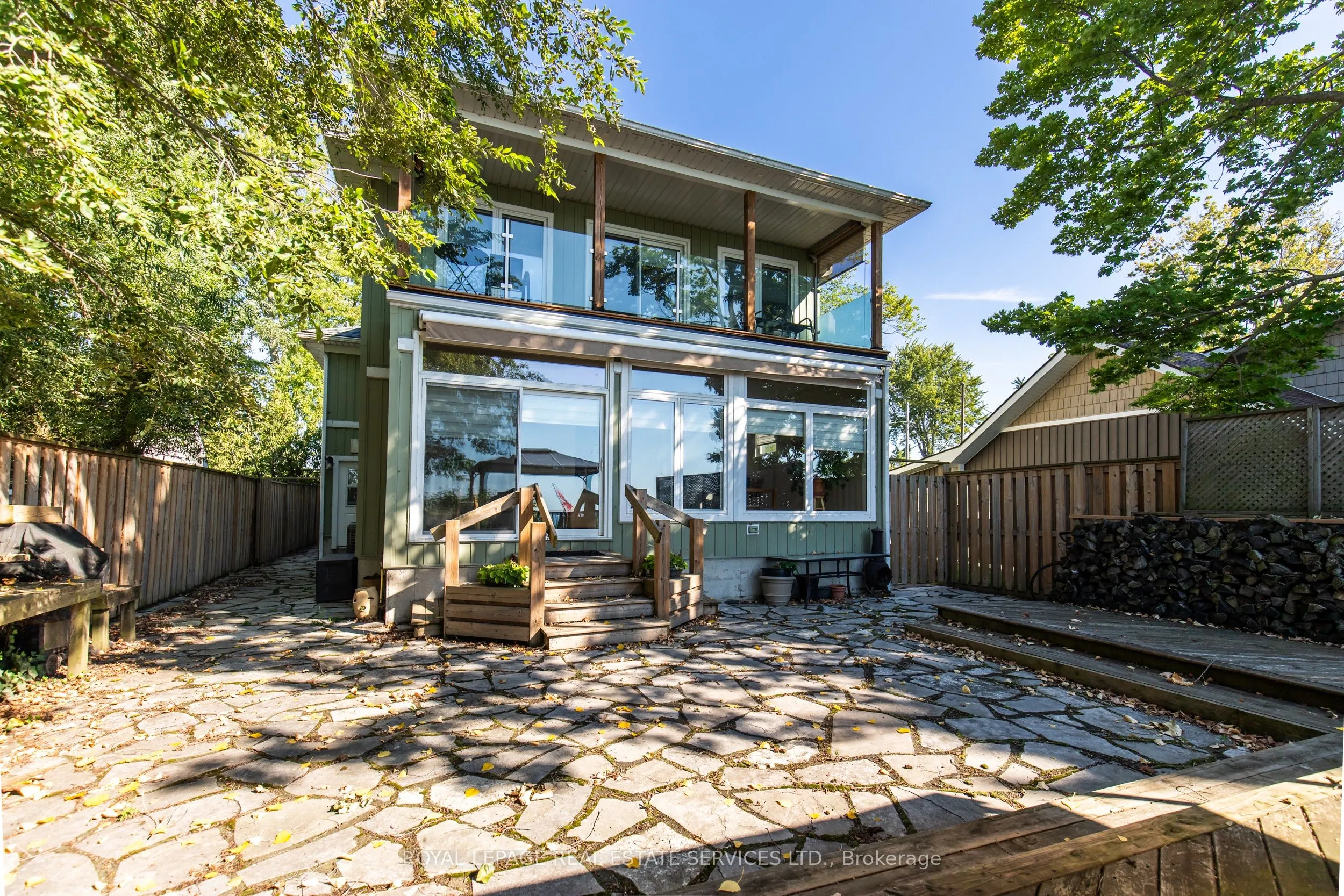 72 Lakeside Drive
