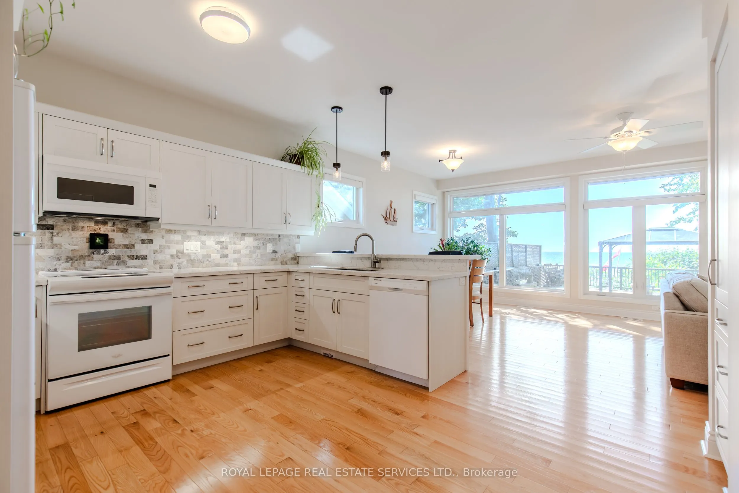 72 Lakeside Drive