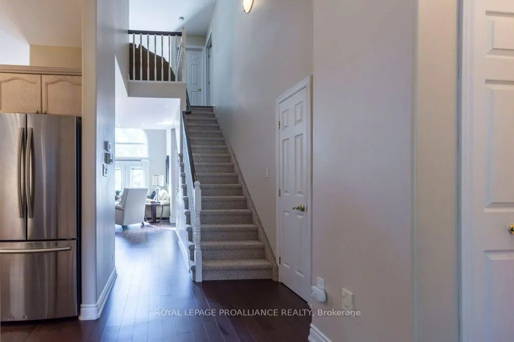 355 Dundas Street W, #2