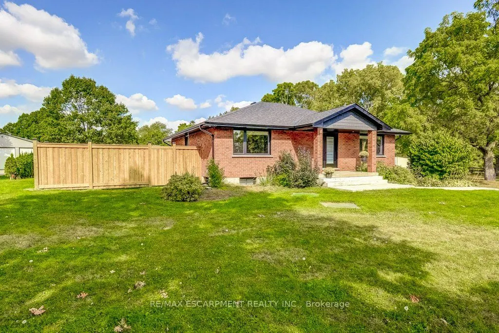 542 PARIS Road