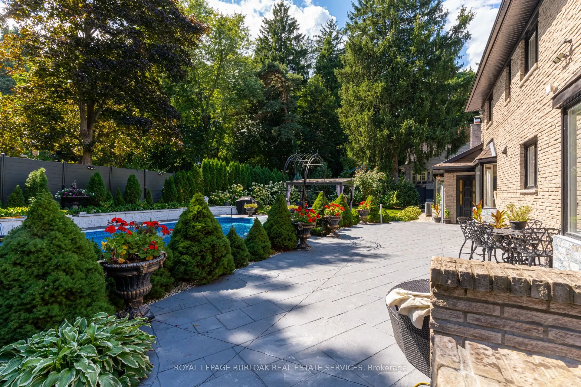 28 Stonegate Drive