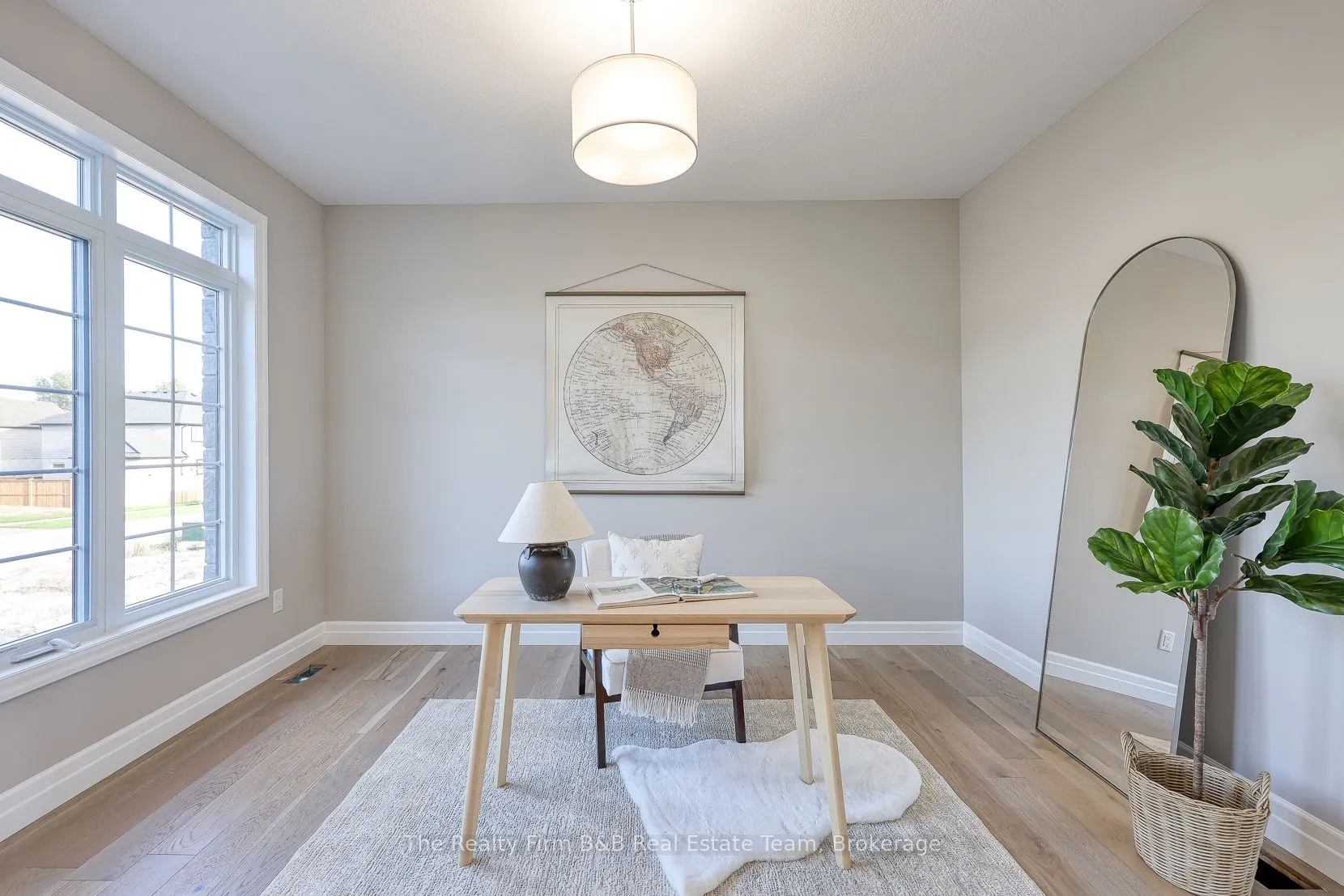100 GRAYDON Drive