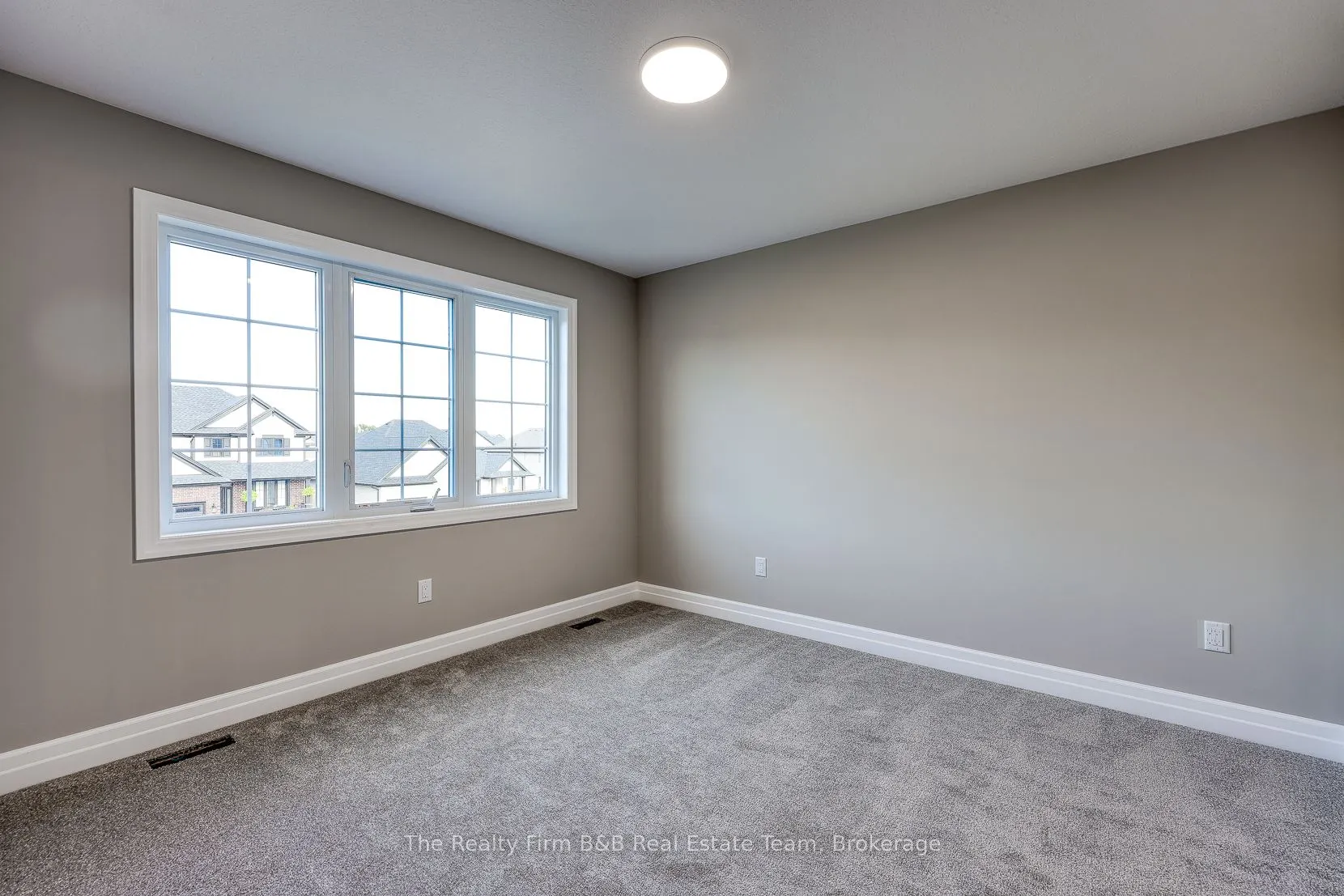 100 GRAYDON Drive