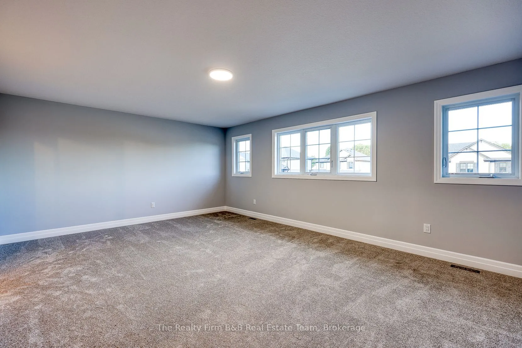 100 GRAYDON Drive