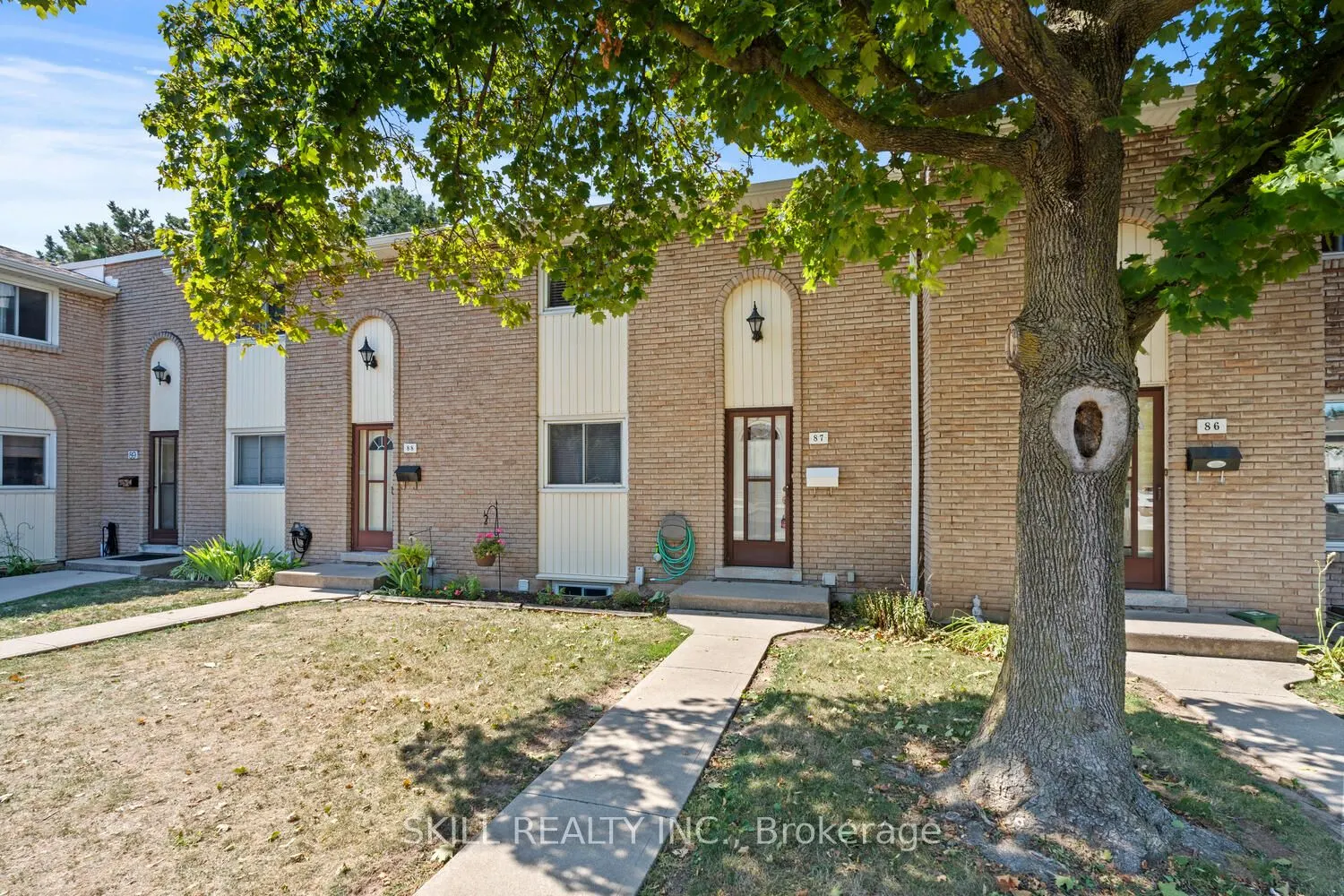151 Gateshead Crescent, #87