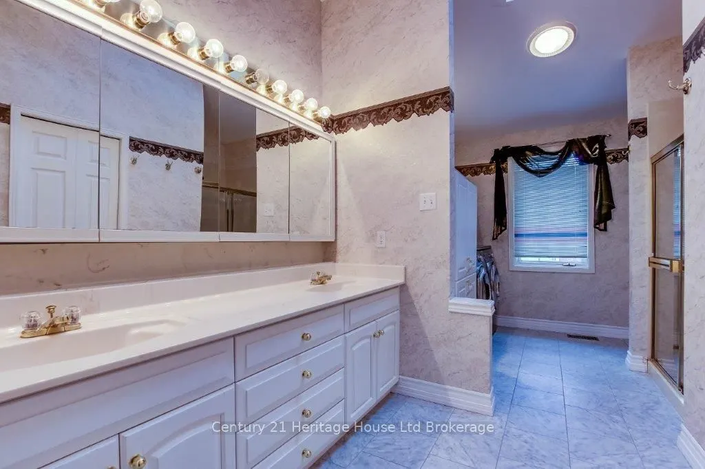 675 Lansdowne Avenue, #38