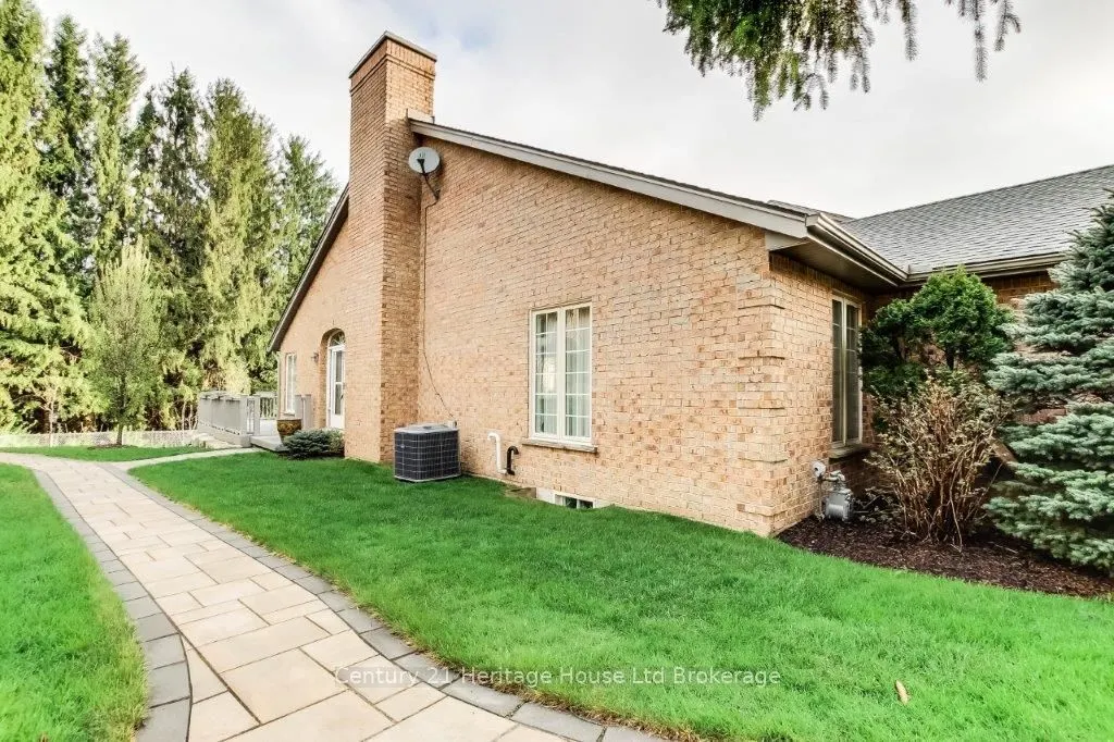 675 Lansdowne Avenue, #38