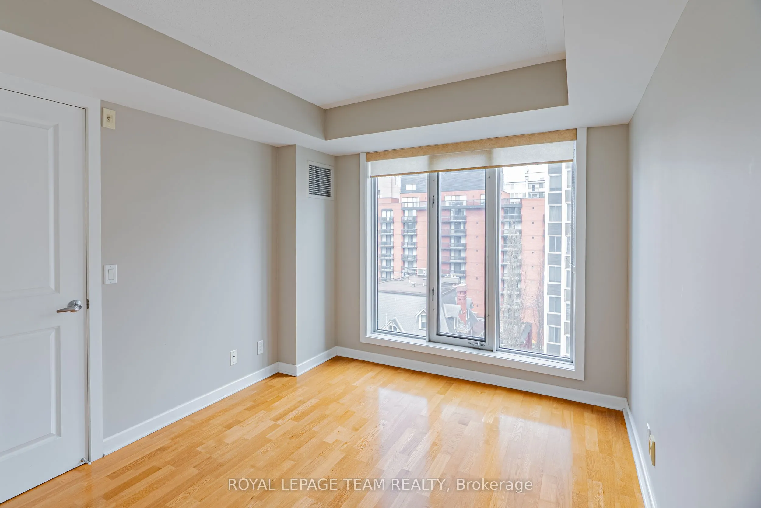 138 SOMERSET Street W, #804