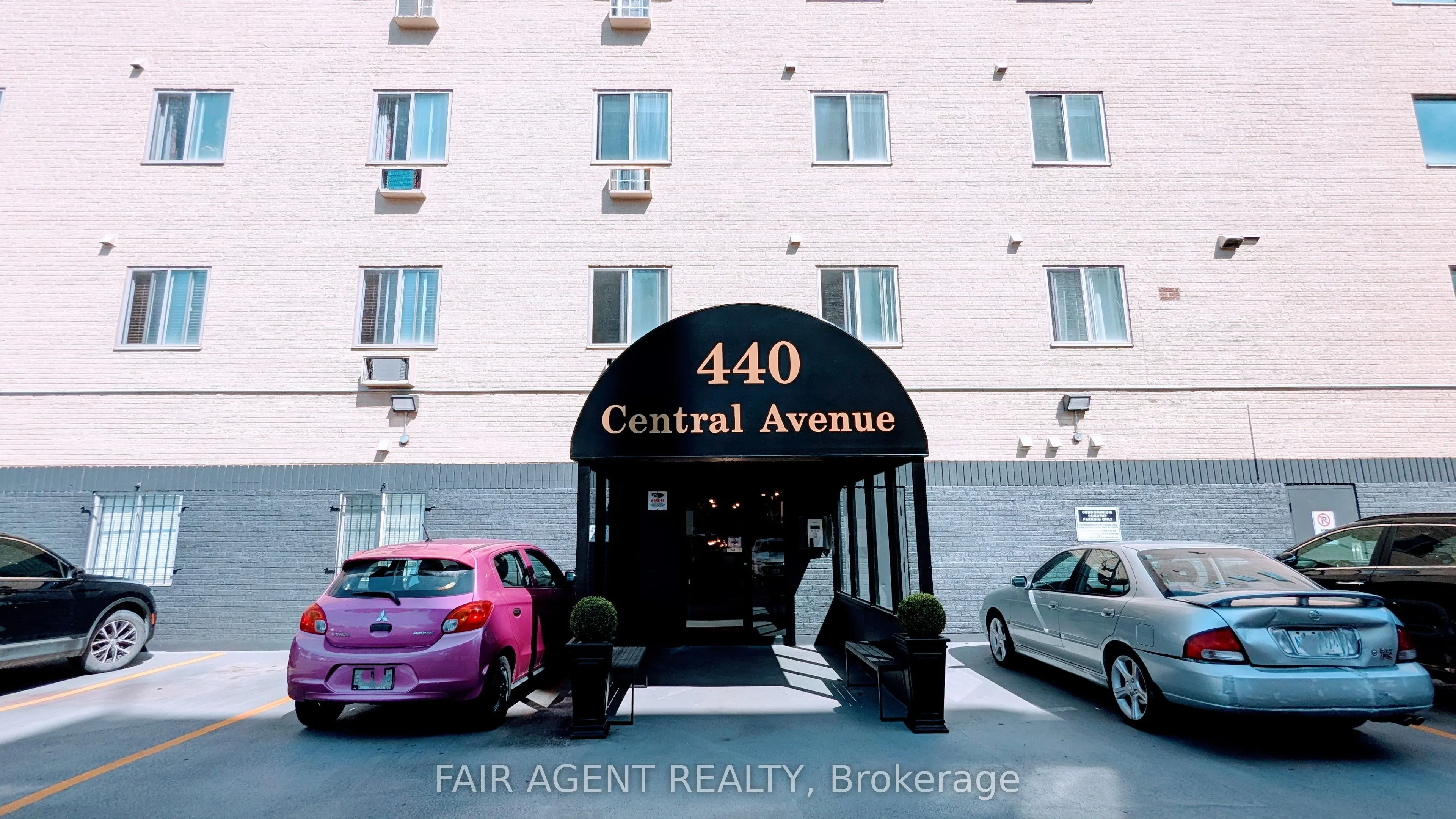 440 CENTRAL Avenue, #209
