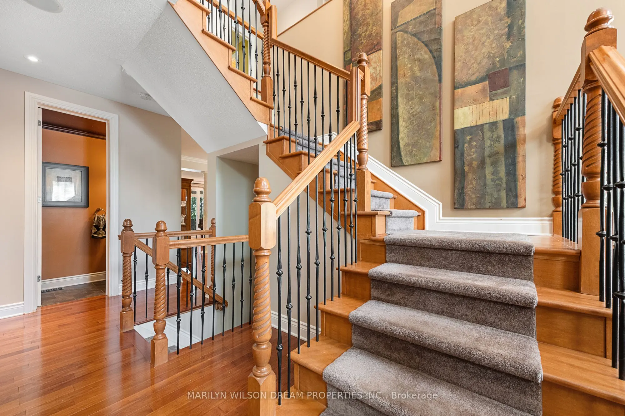 1095 Halton Terrace