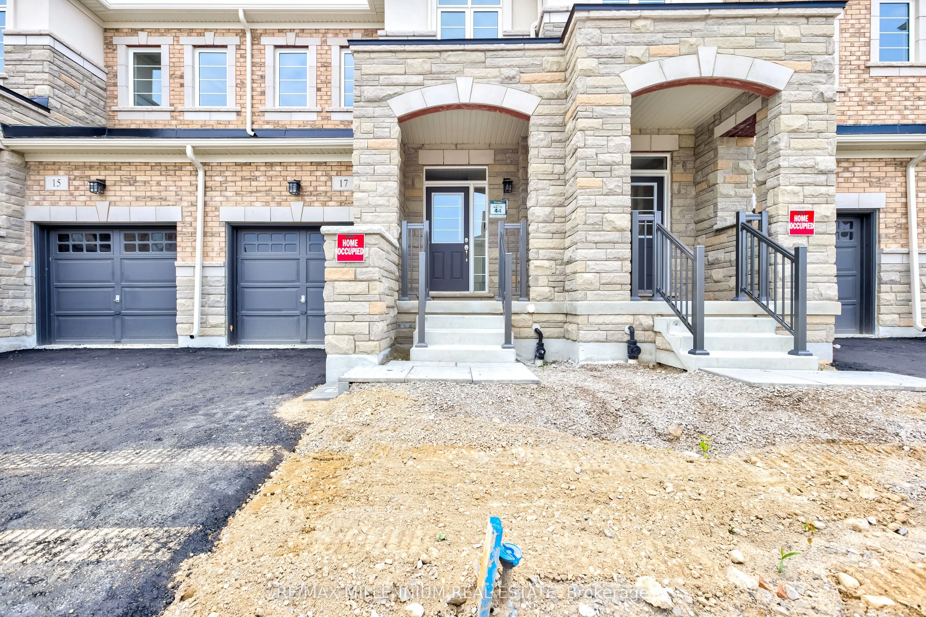 23 Gledhill Crescent