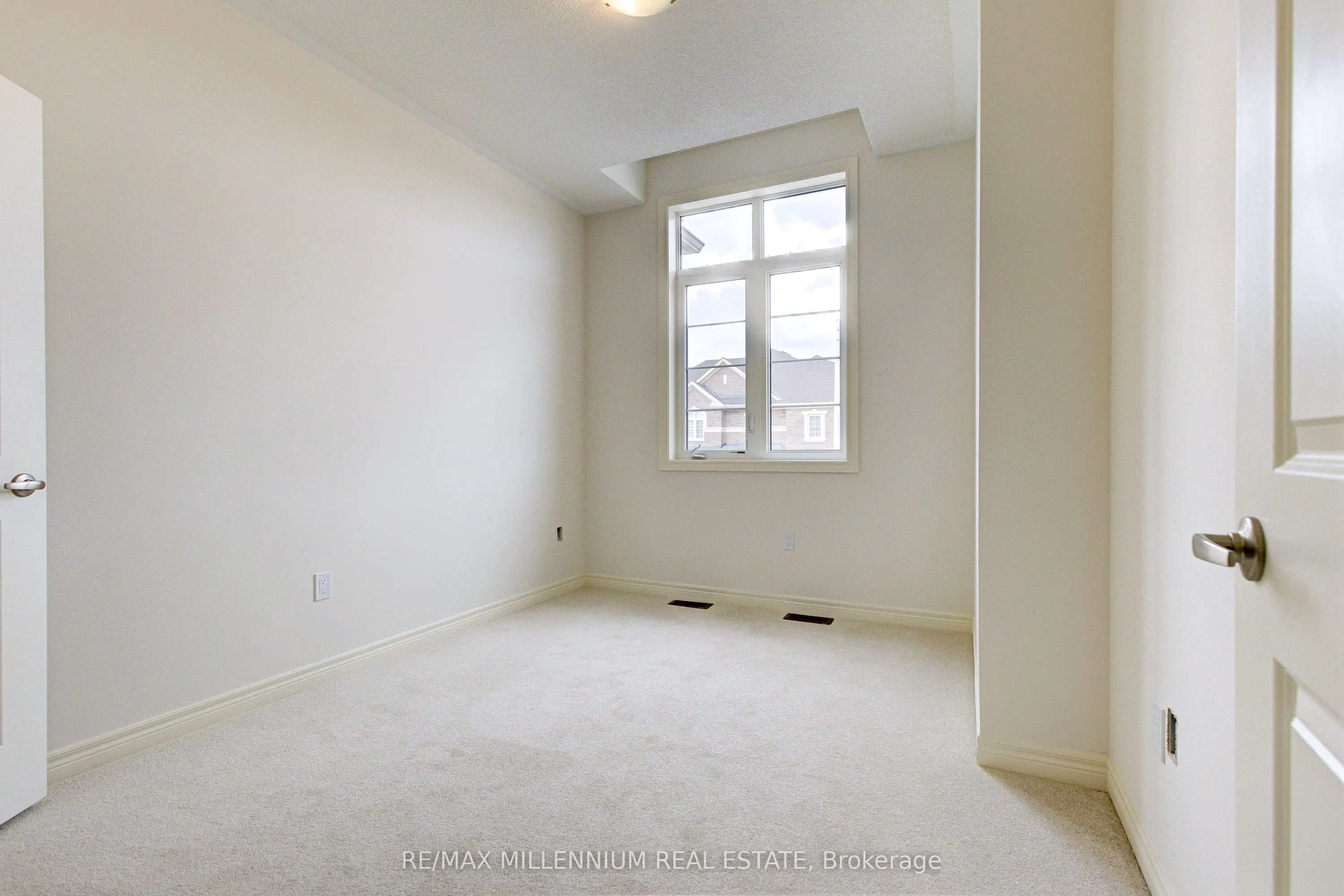 23 Gledhill Crescent