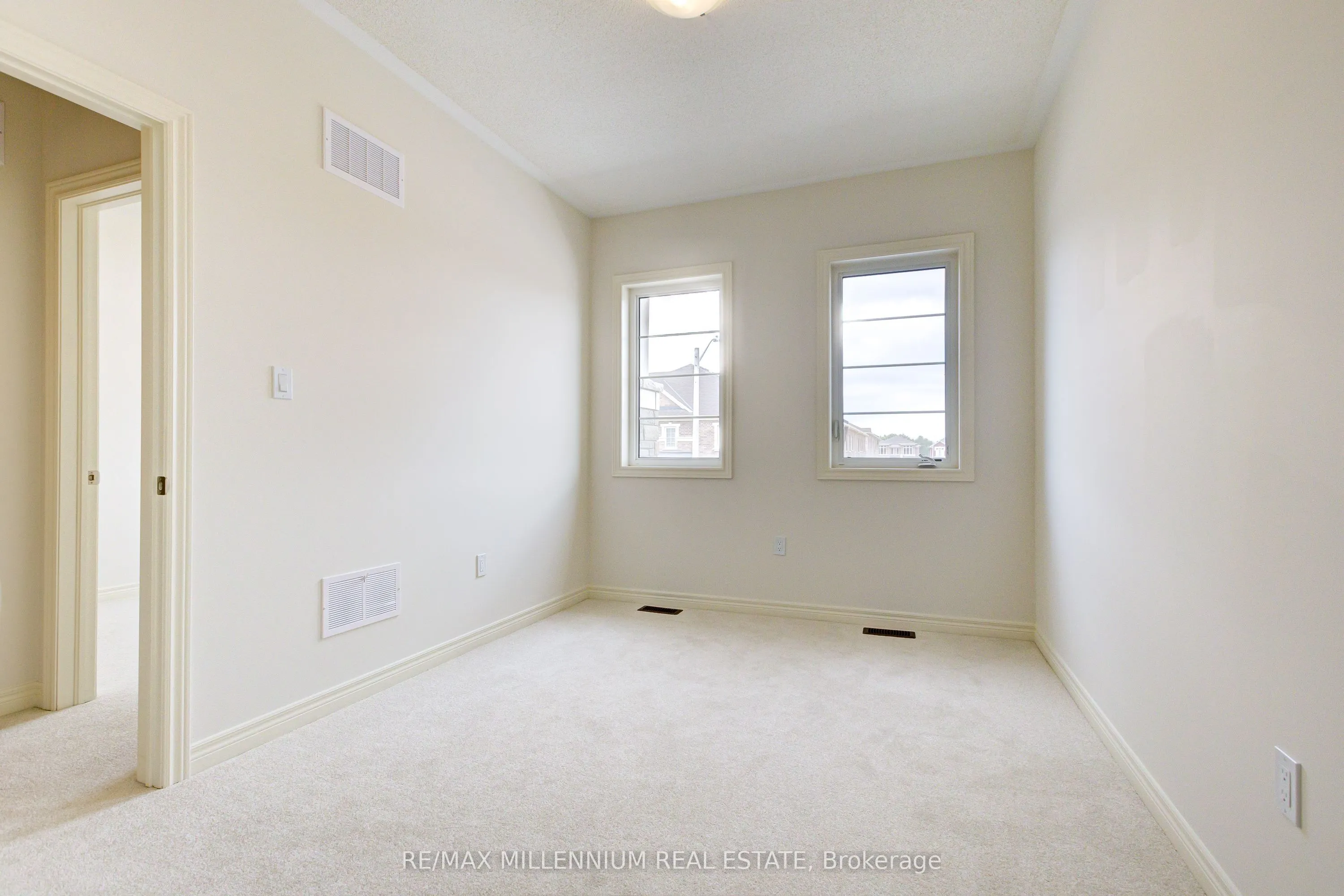 23 Gledhill Crescent