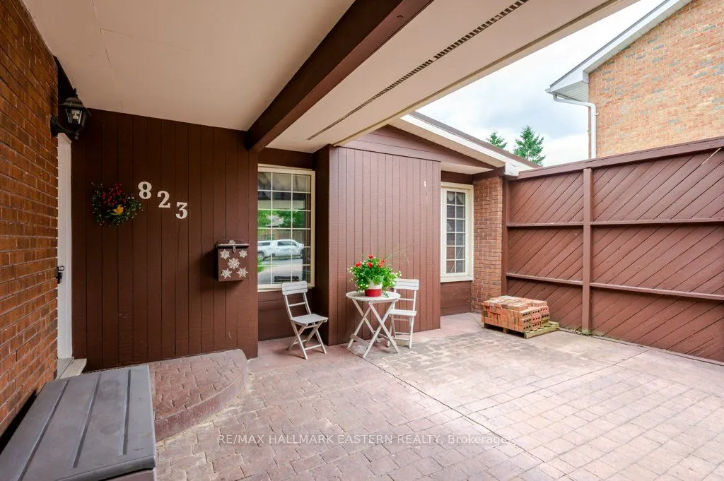 823 Wedgewood Court