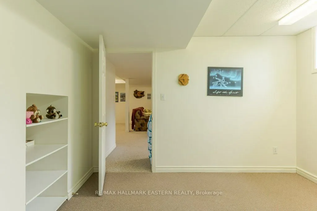 823 Wedgewood Court