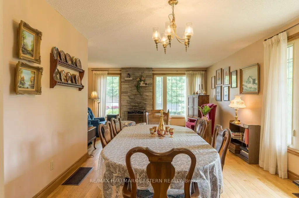 823 Wedgewood Court