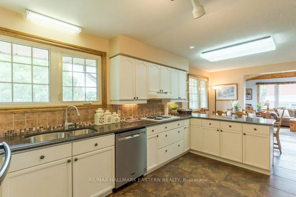 823 Wedgewood Court