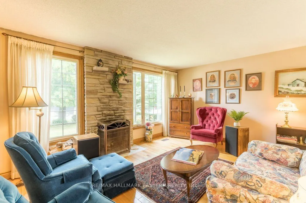 823 Wedgewood Court
