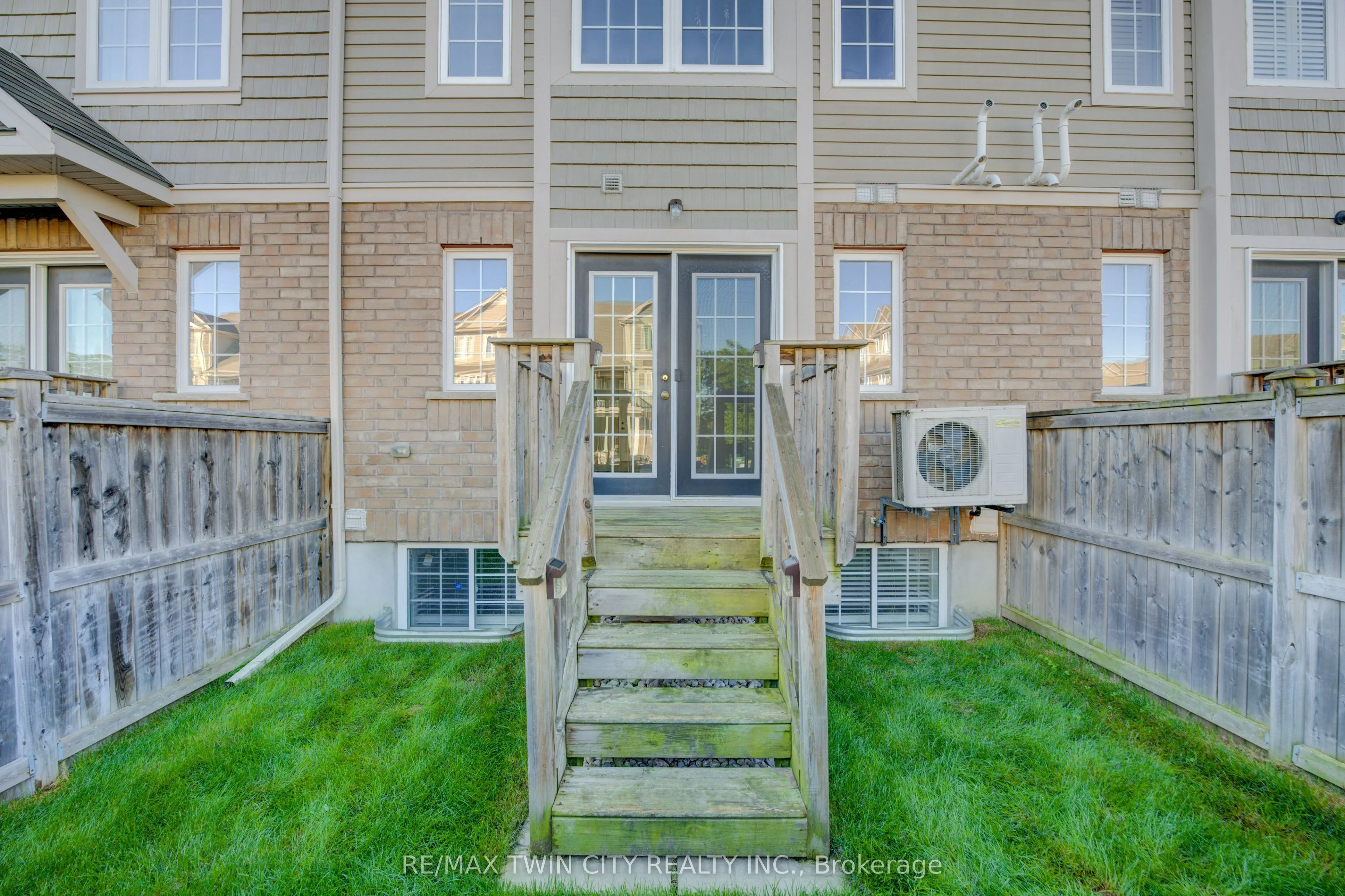 642 Woodlawn Road E, #642A