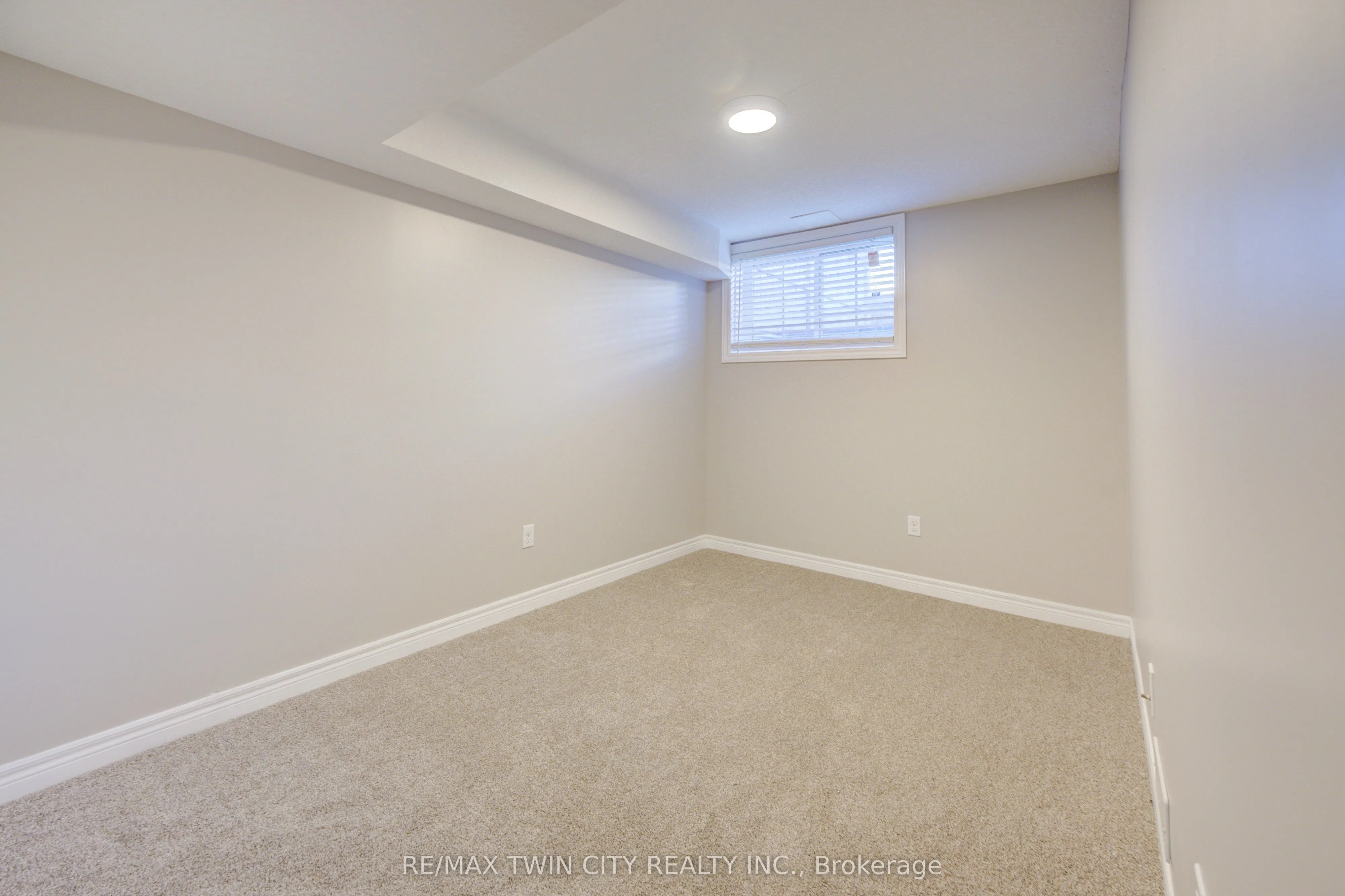 642 Woodlawn Road E, #642A