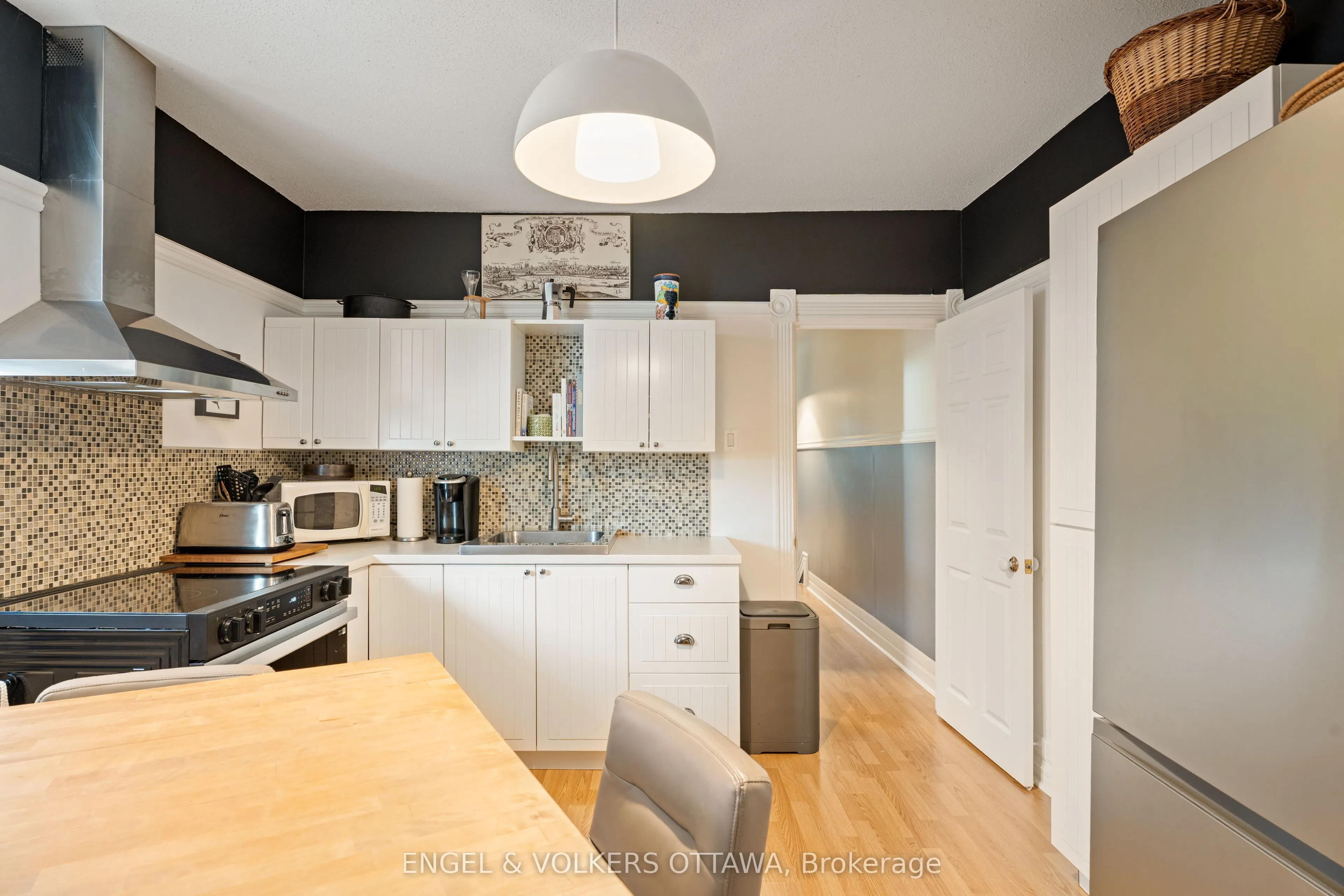378-380 BOOTH Street