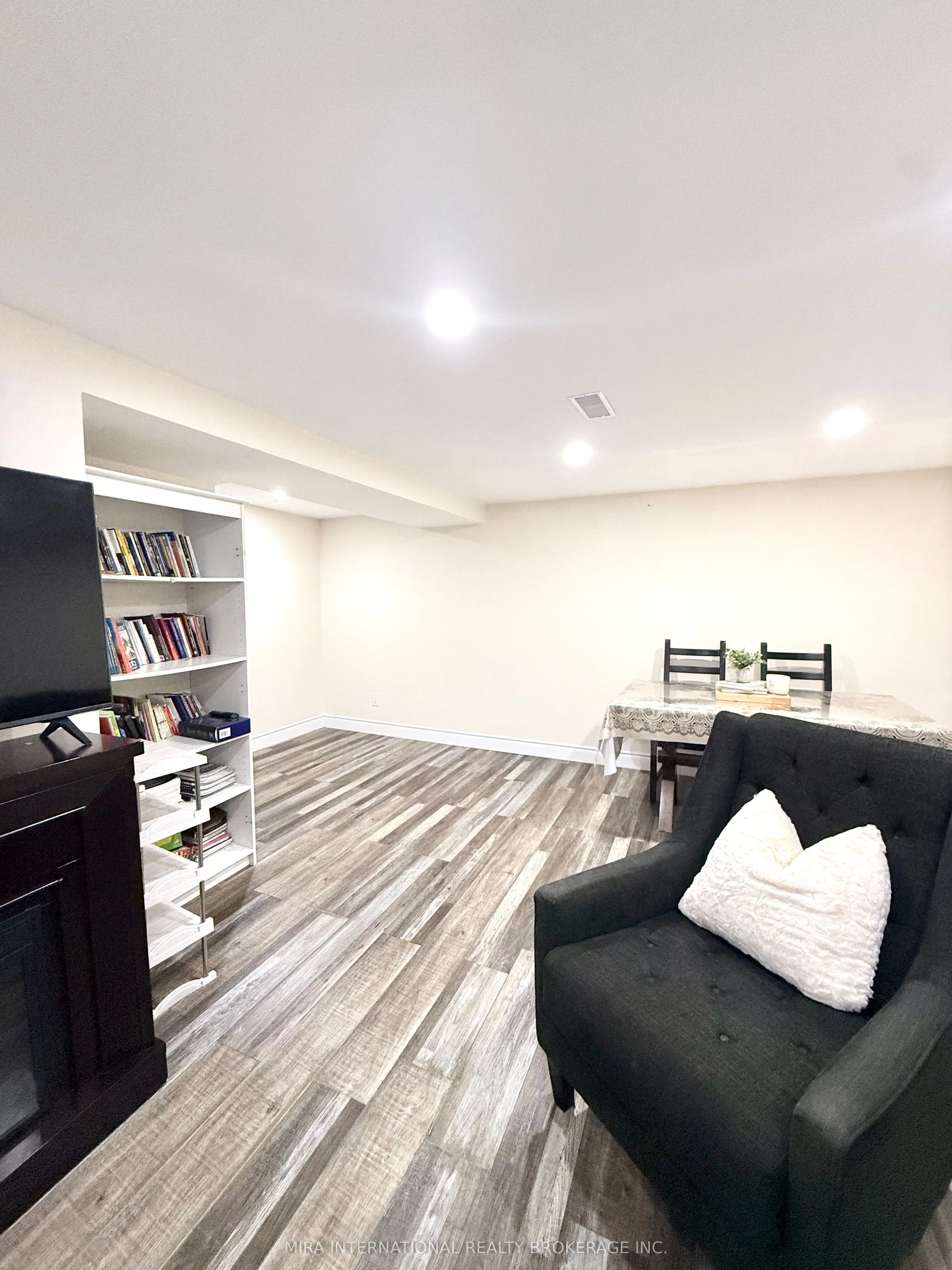 280 Thaler Avenue, #34