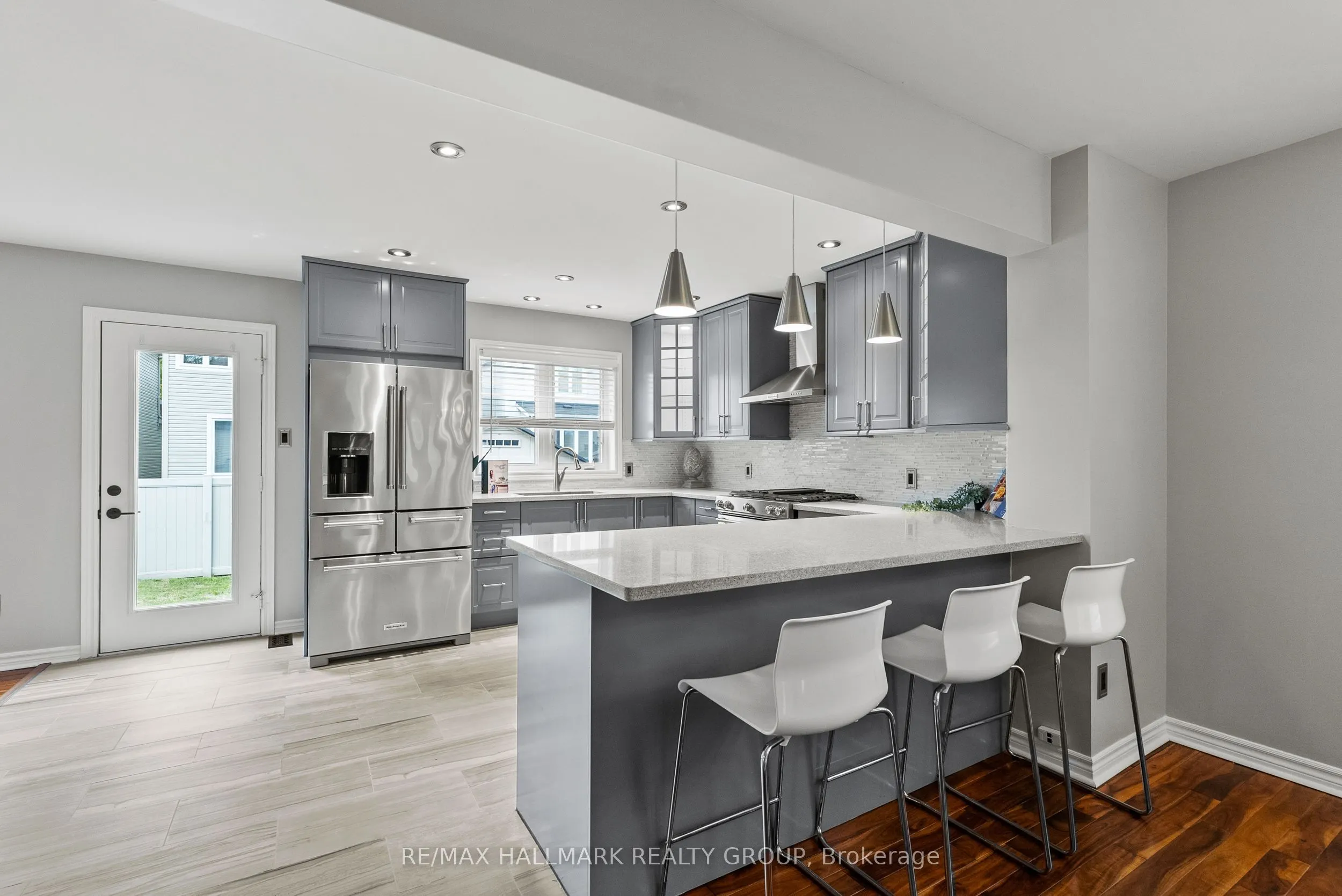 738 TRAMONTANA Place