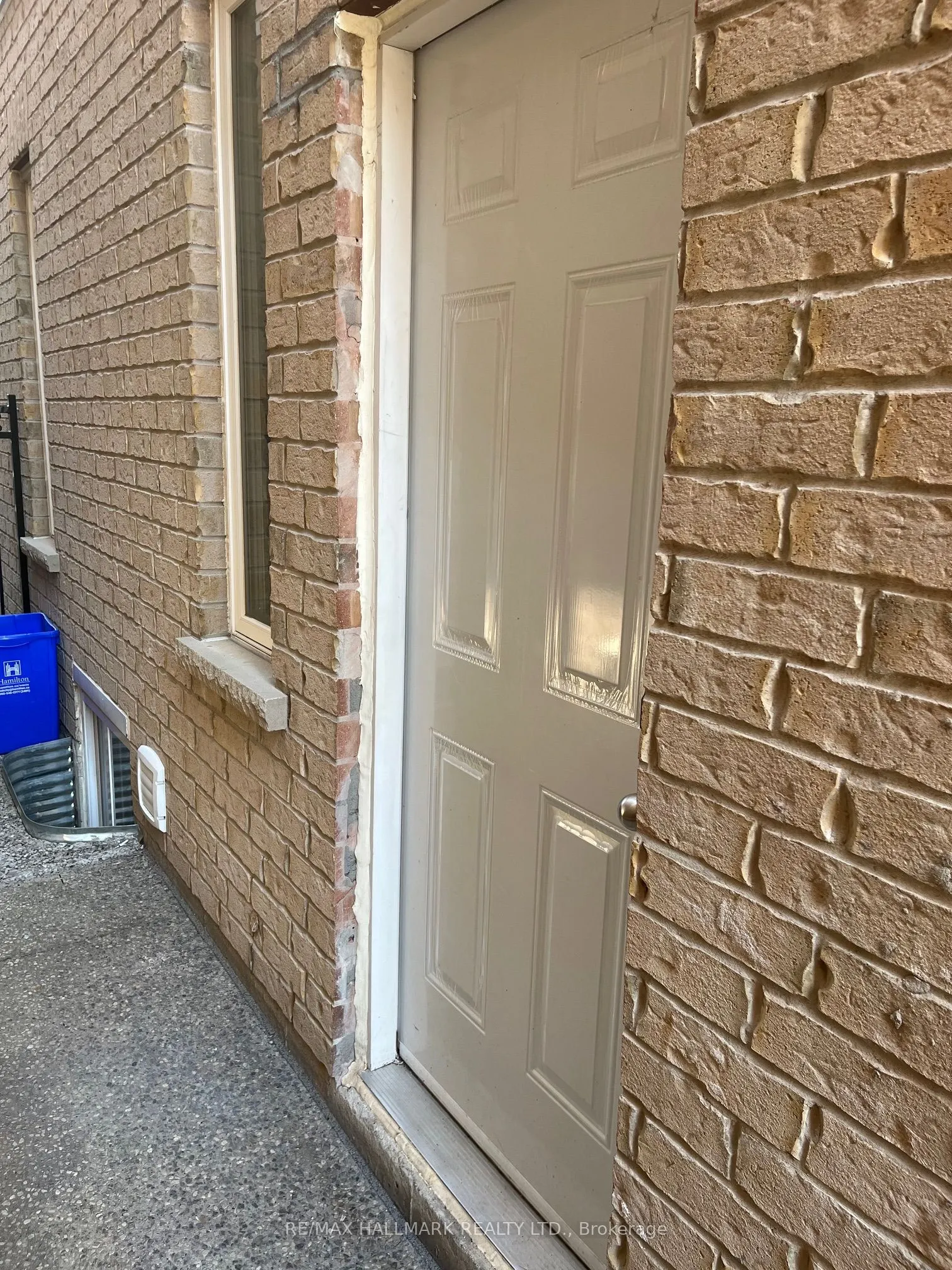 24 San Felice Lane