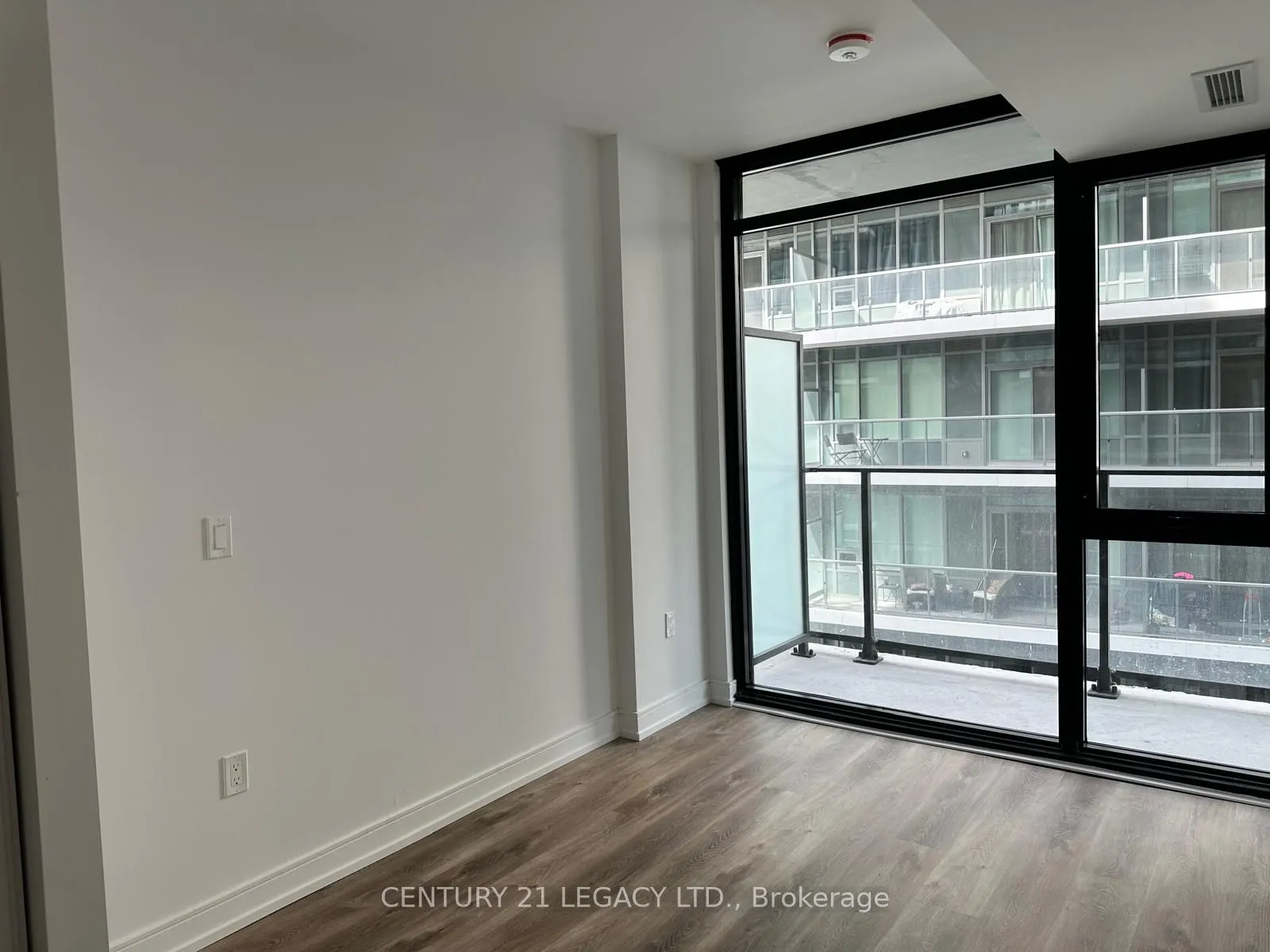 1 Jarvis Street, #1012