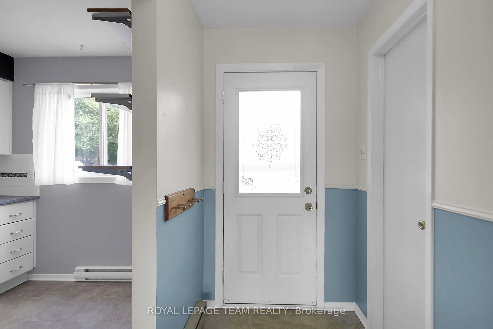 23 Sonnet Crescent, #F