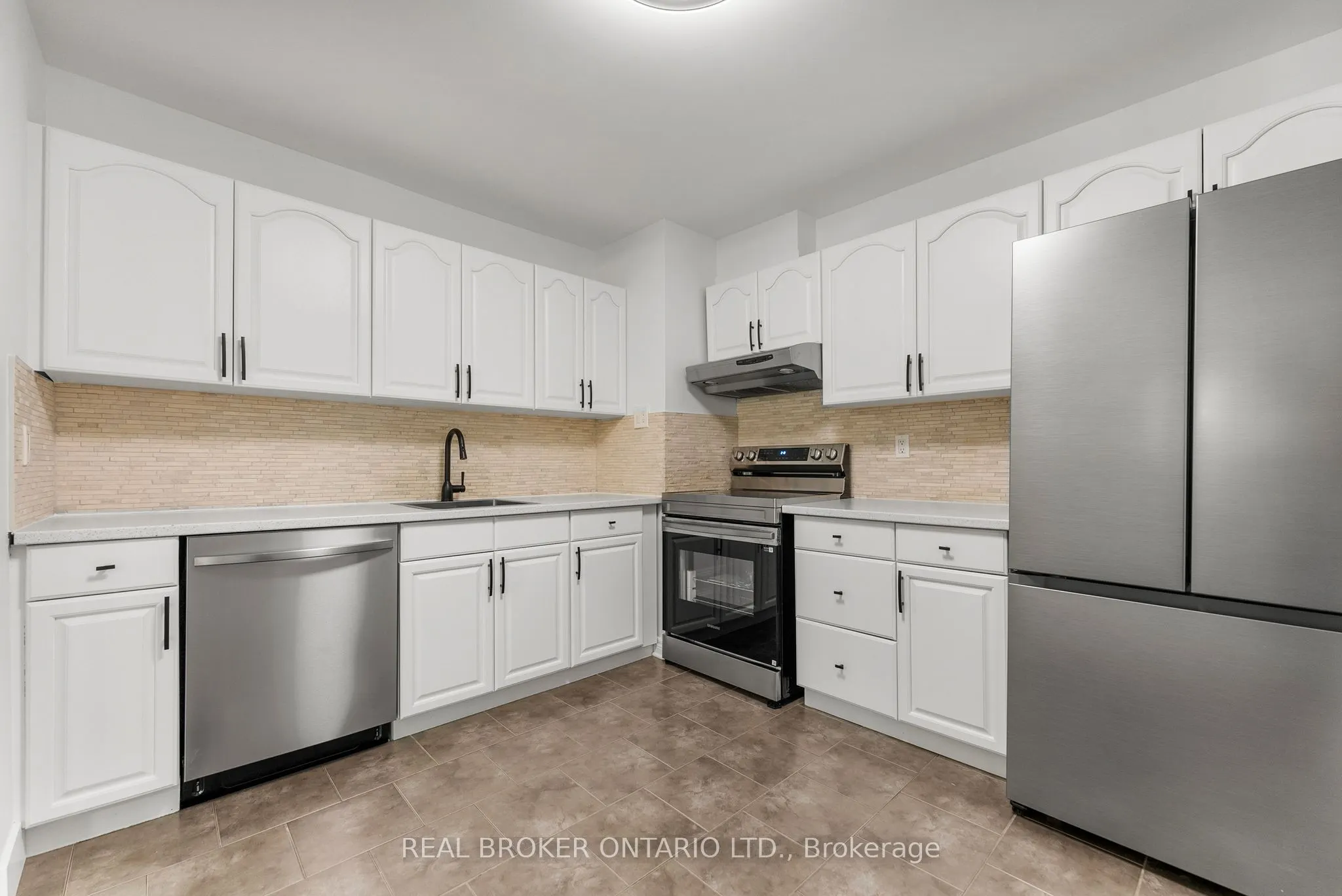 83 Glen Park Drive, #33