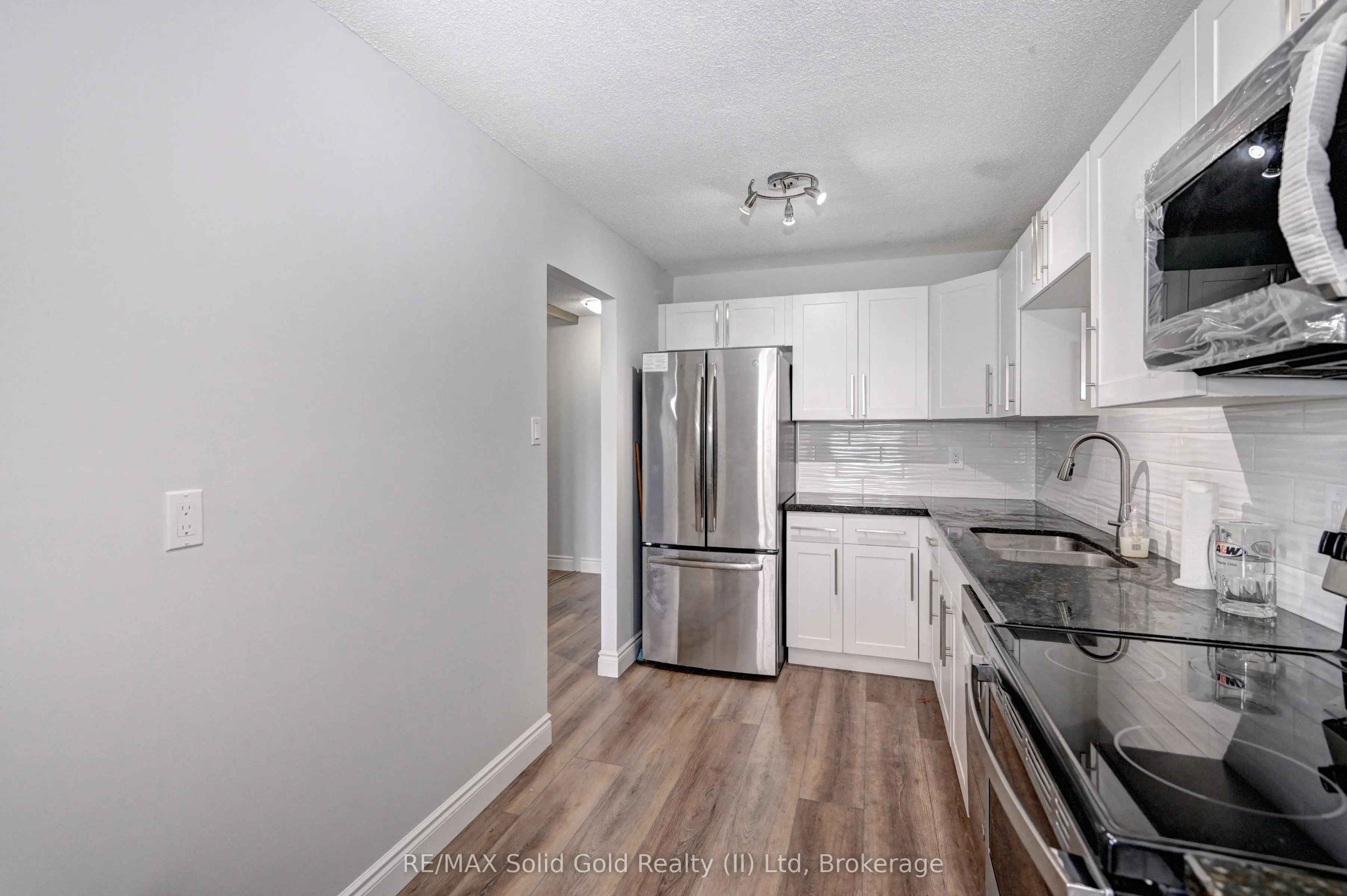 375 King Street N, #1502