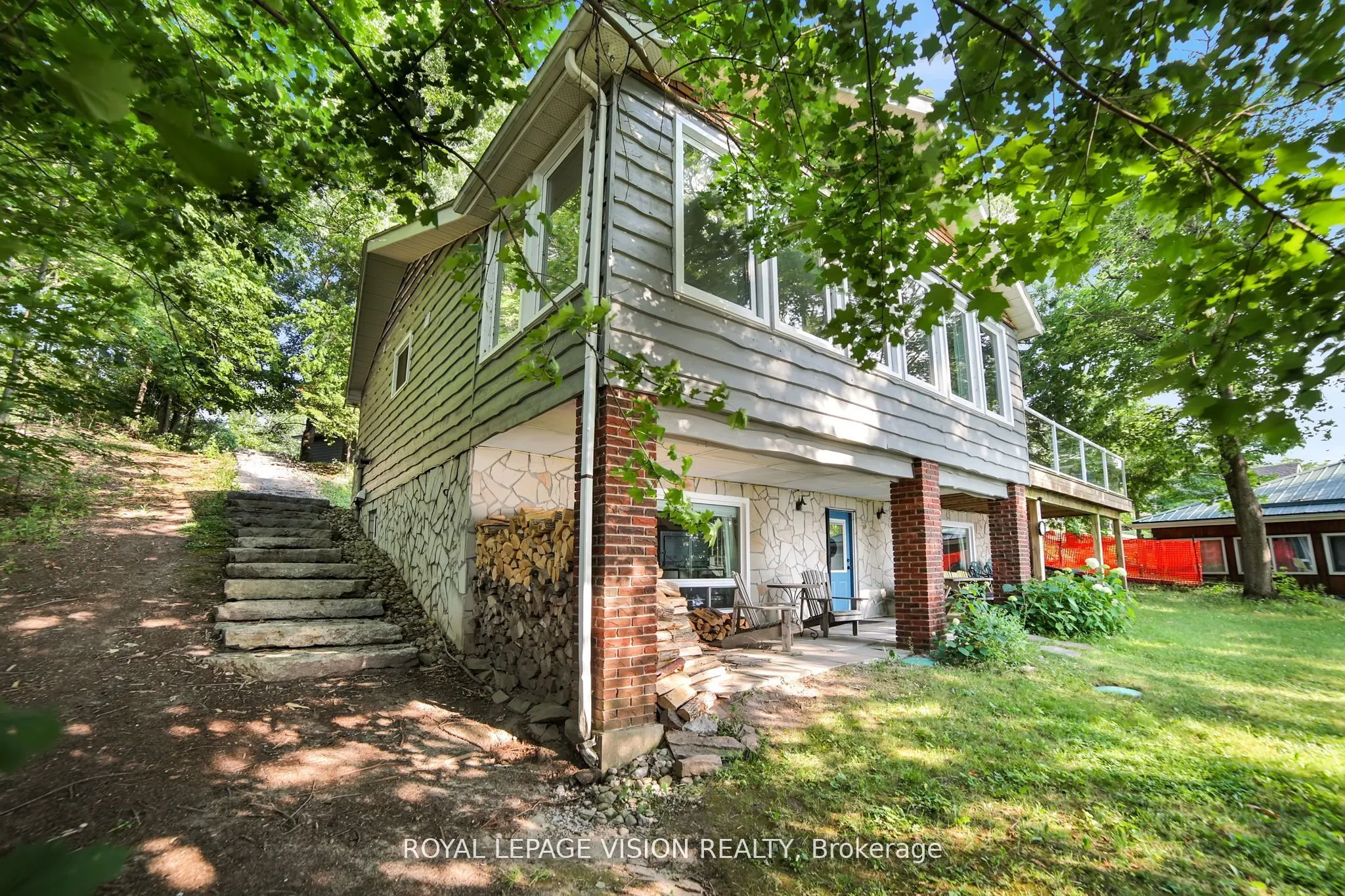197 Lightning Point Road