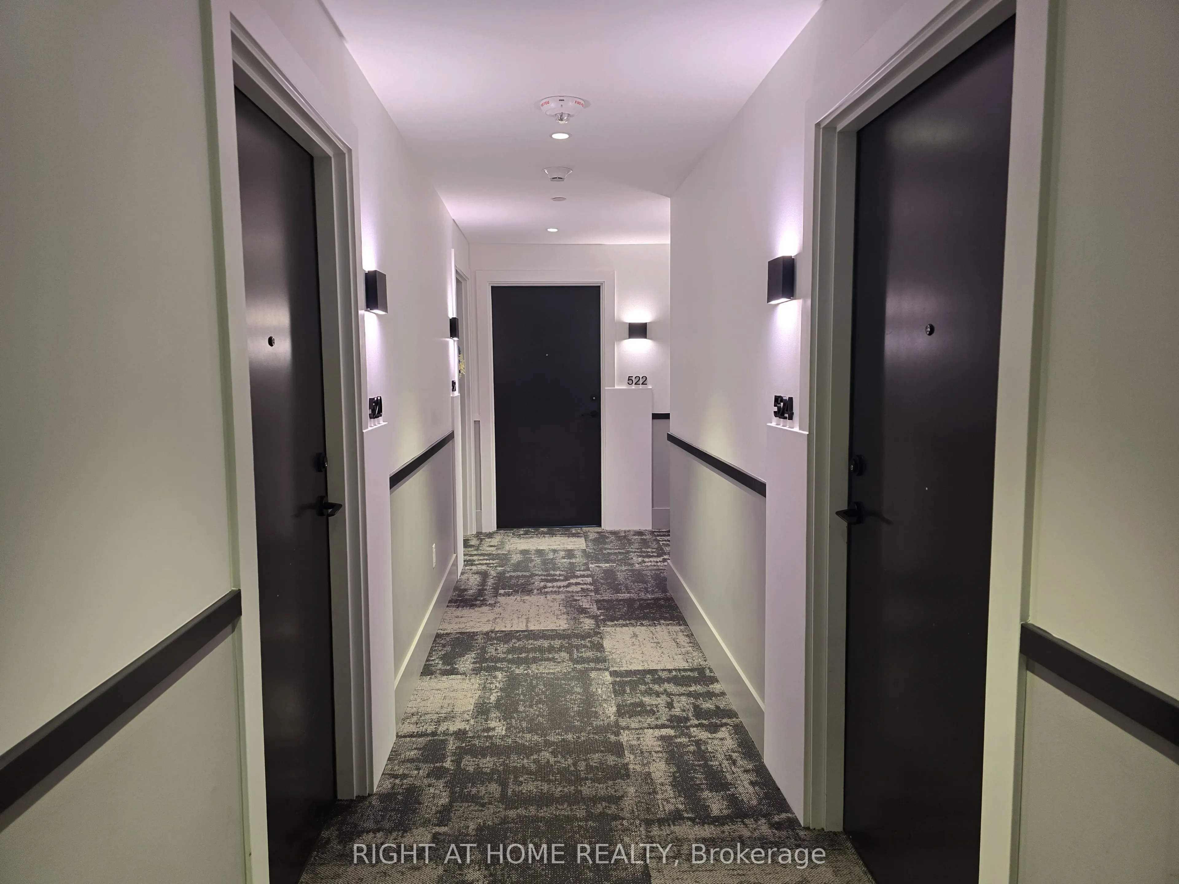 600 North Service Road, #522