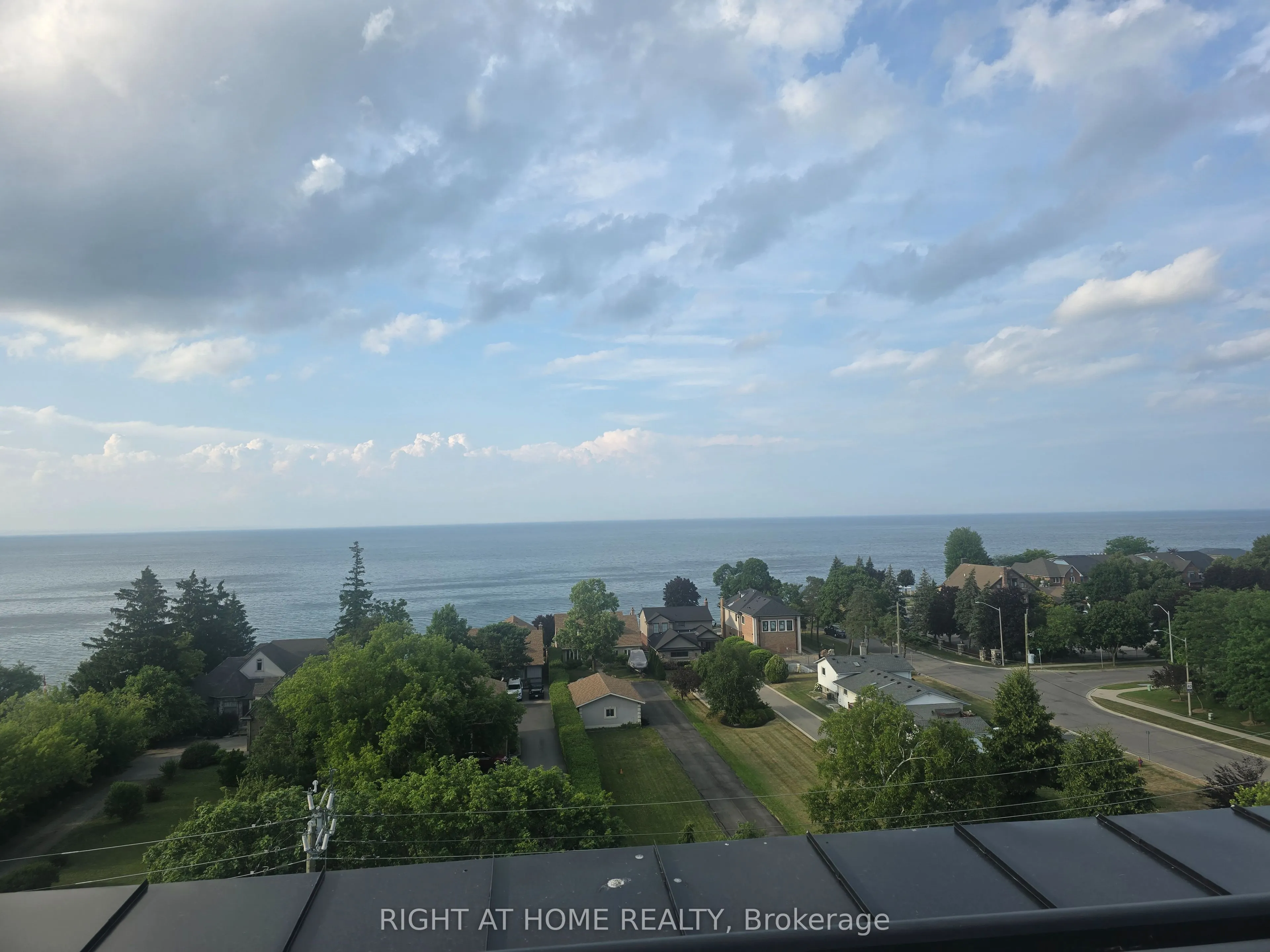 600 North Service Road, #522