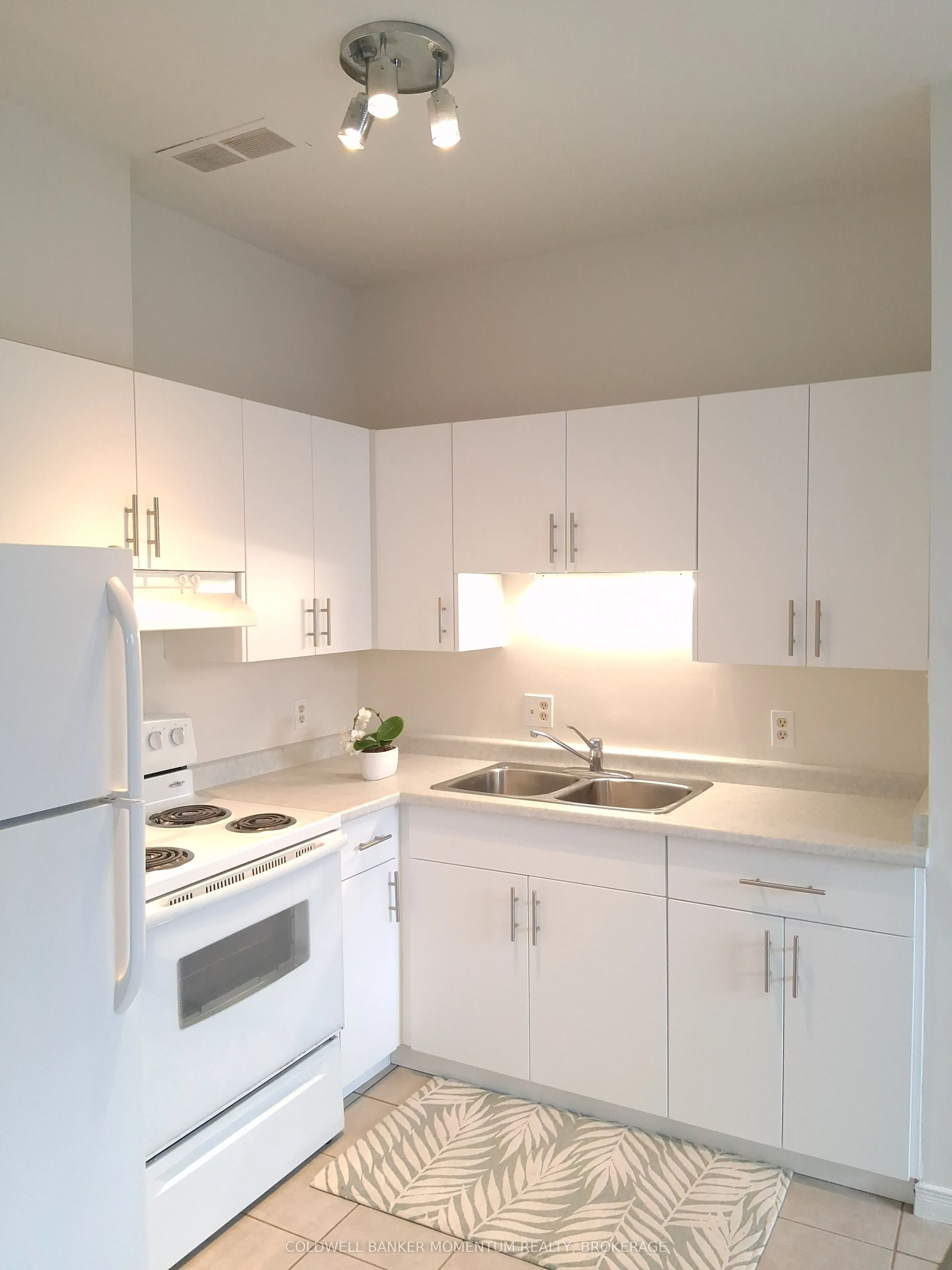 109 George Street, #2
