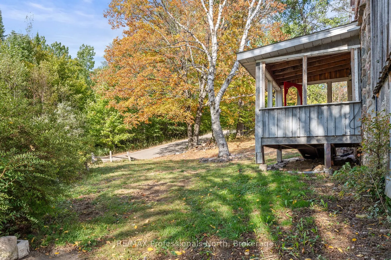 1127 Fallowfield Road