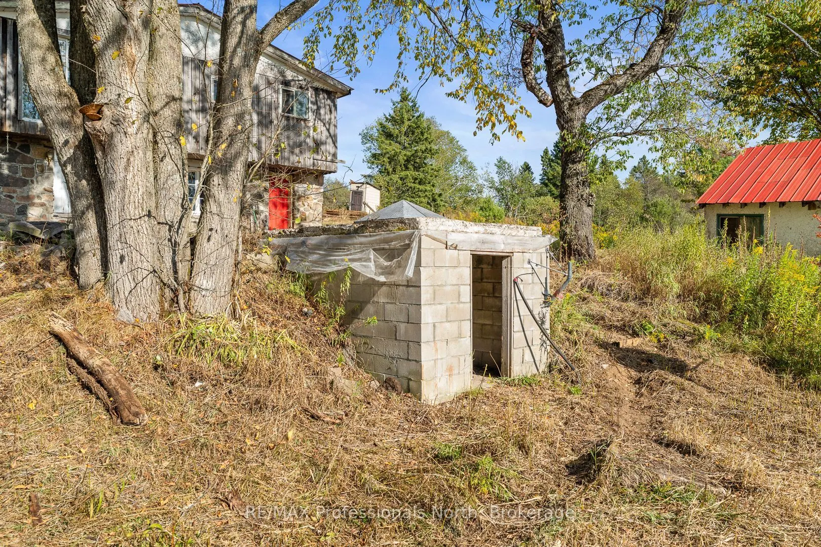 1127 Fallowfield Road