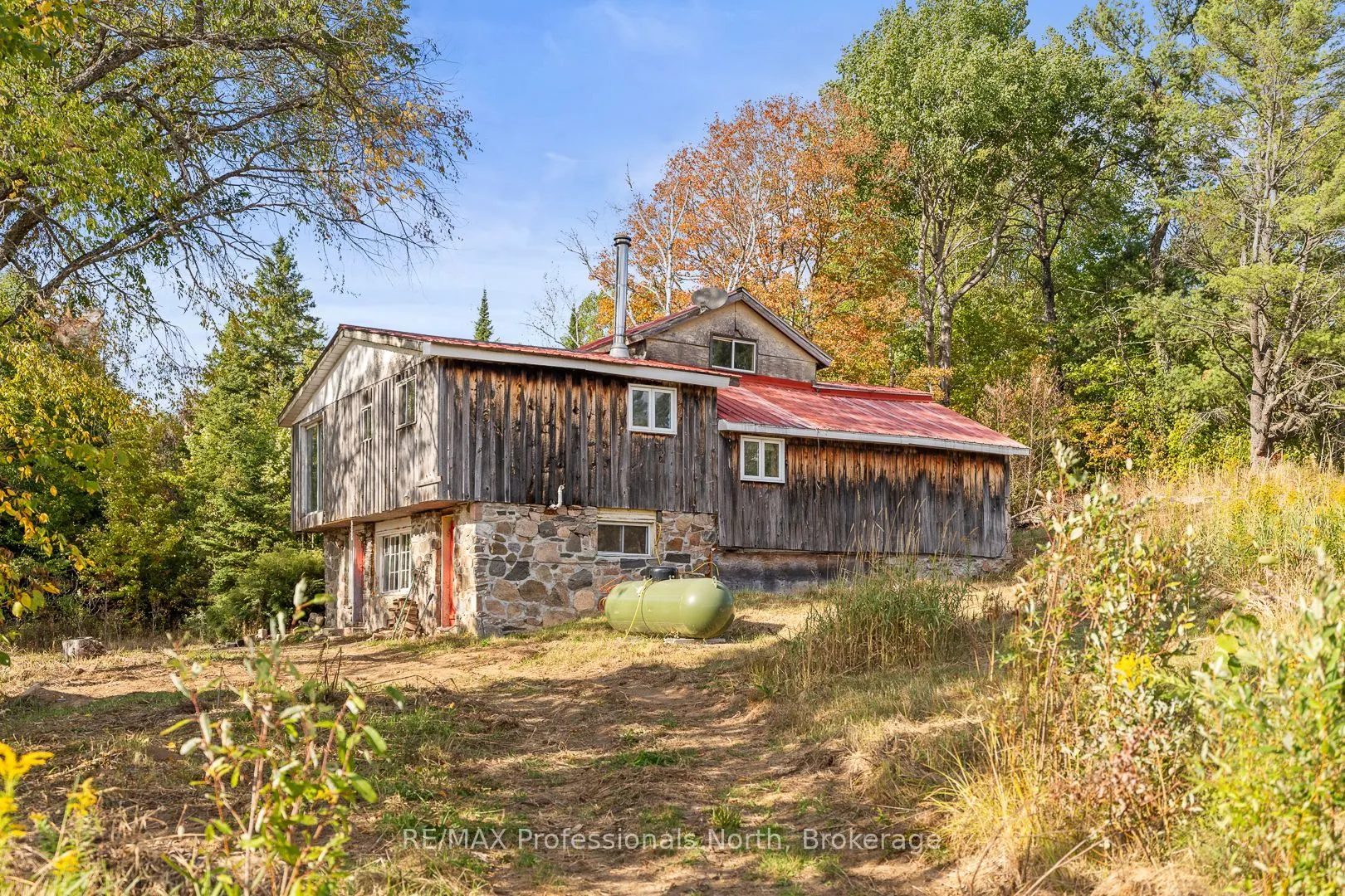 1127 Fallowfield Road