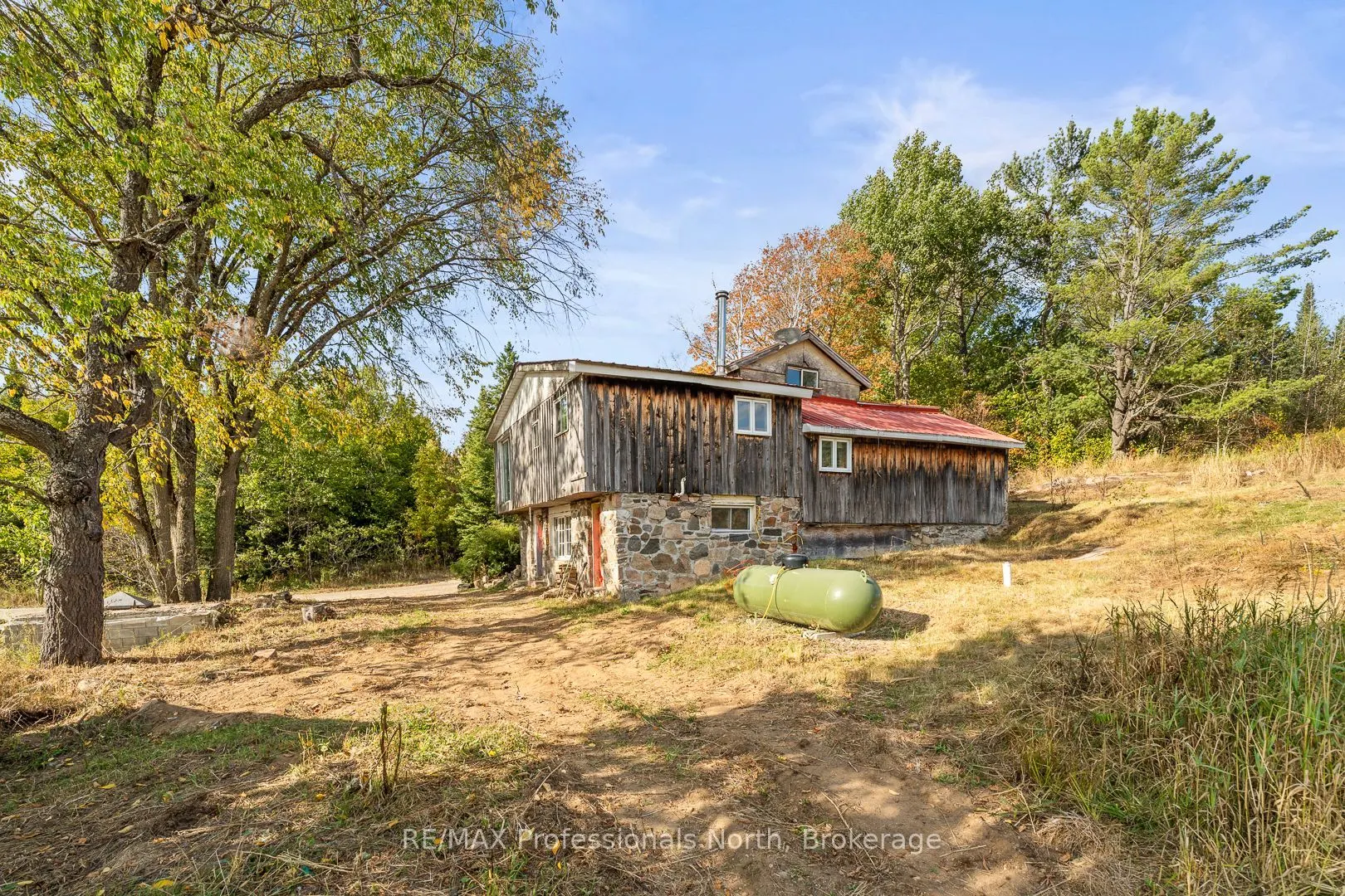 1127 Fallowfield Road