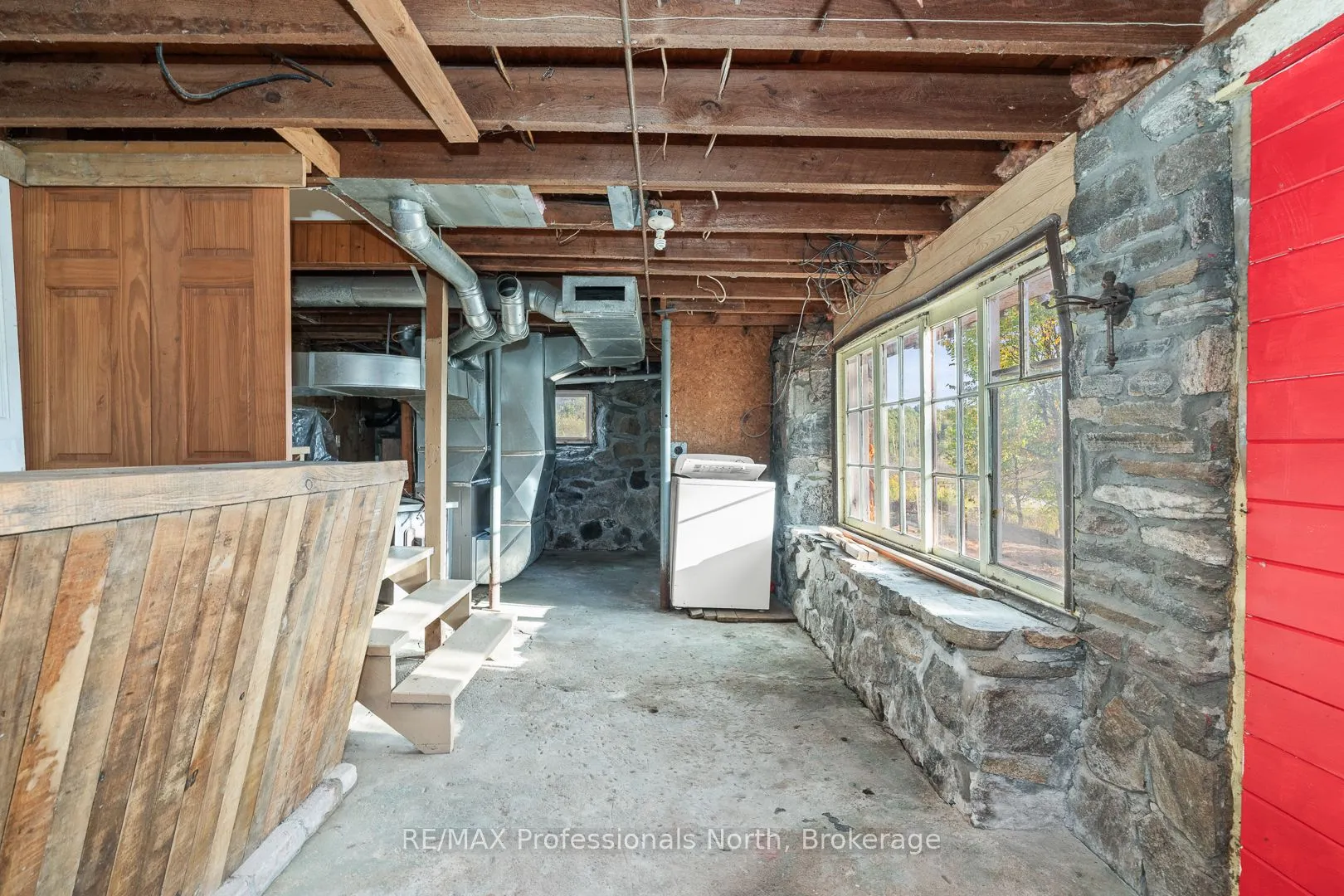 1127 Fallowfield Road