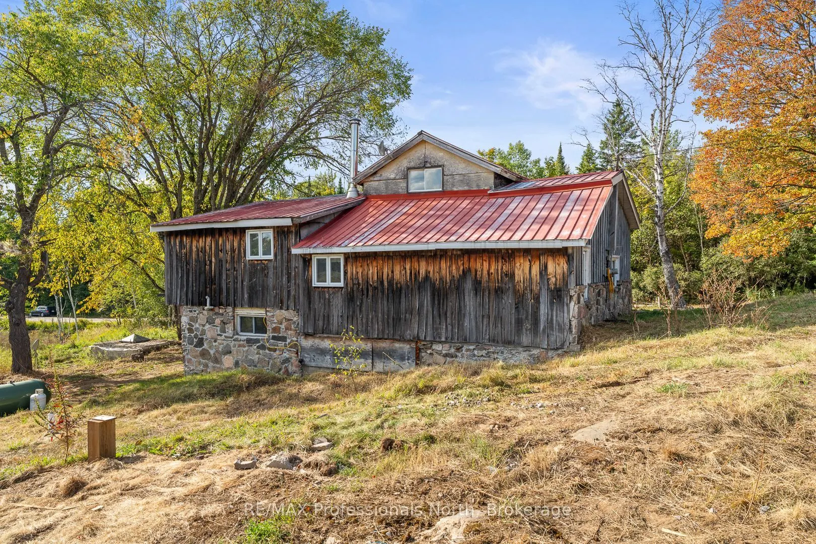 1127 Fallowfield Road