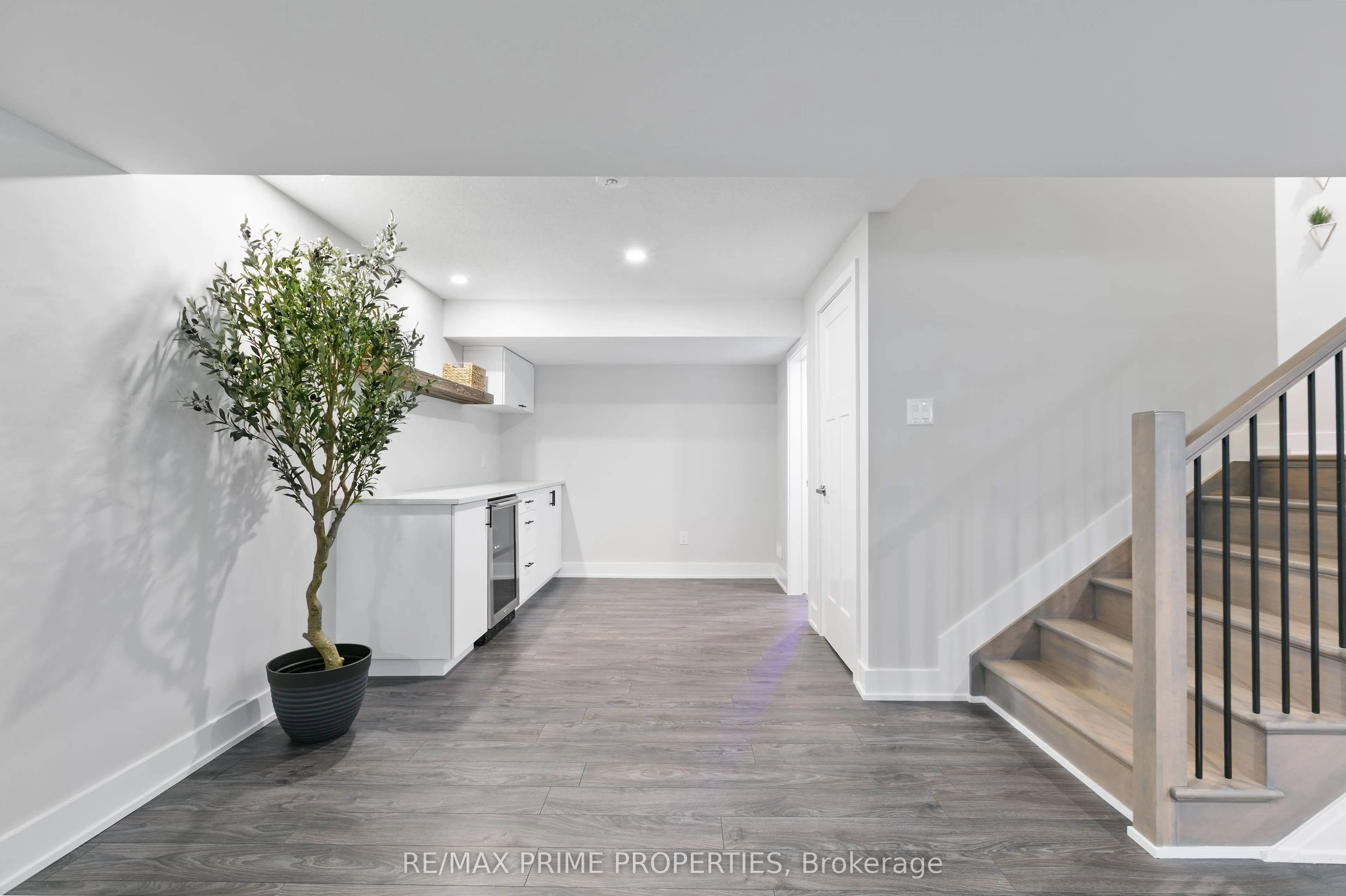148 Aubrais Crescent