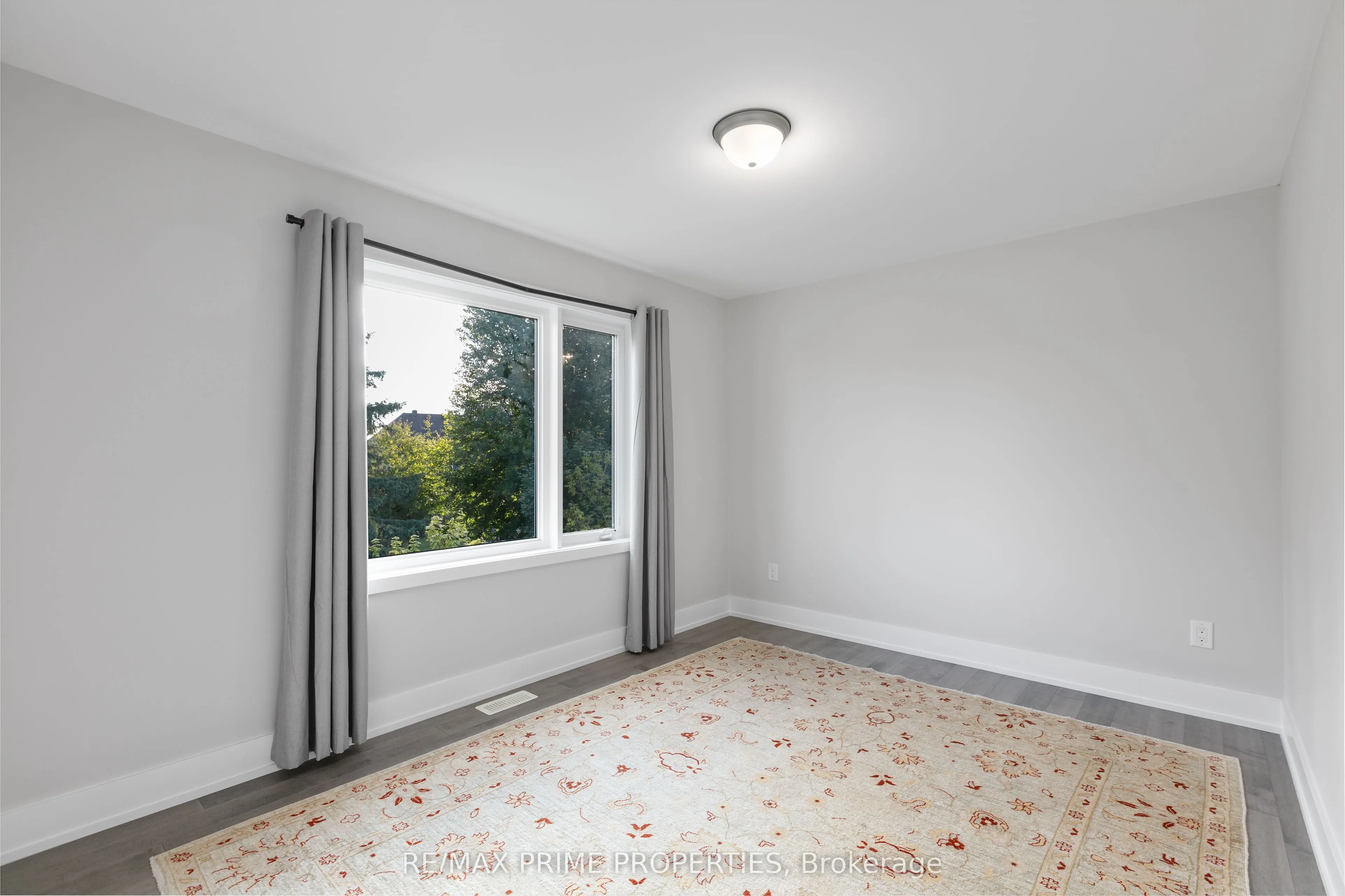 148 Aubrais Crescent