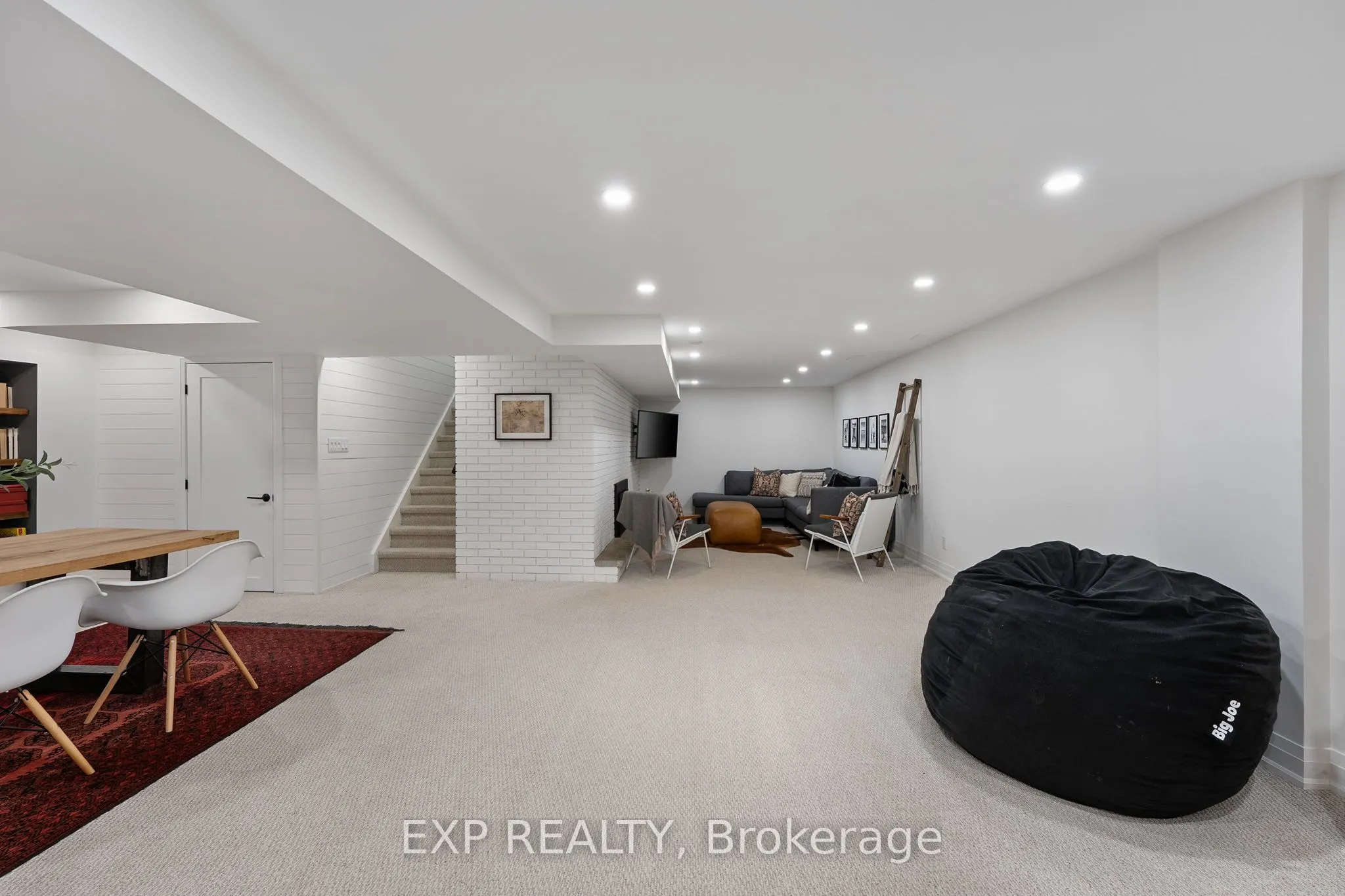 521 Cottage Road