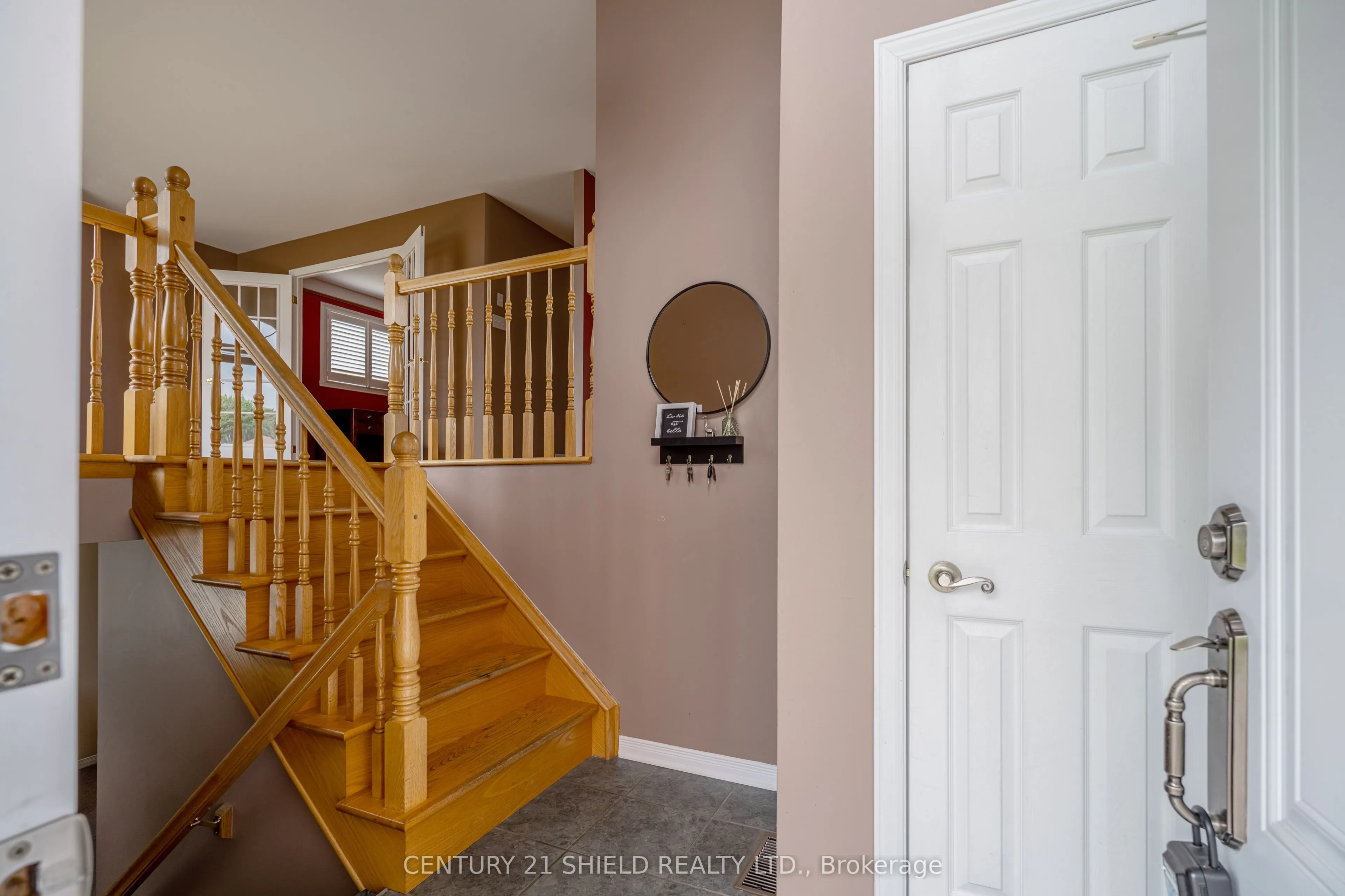 1861 Belvedere Crescent
